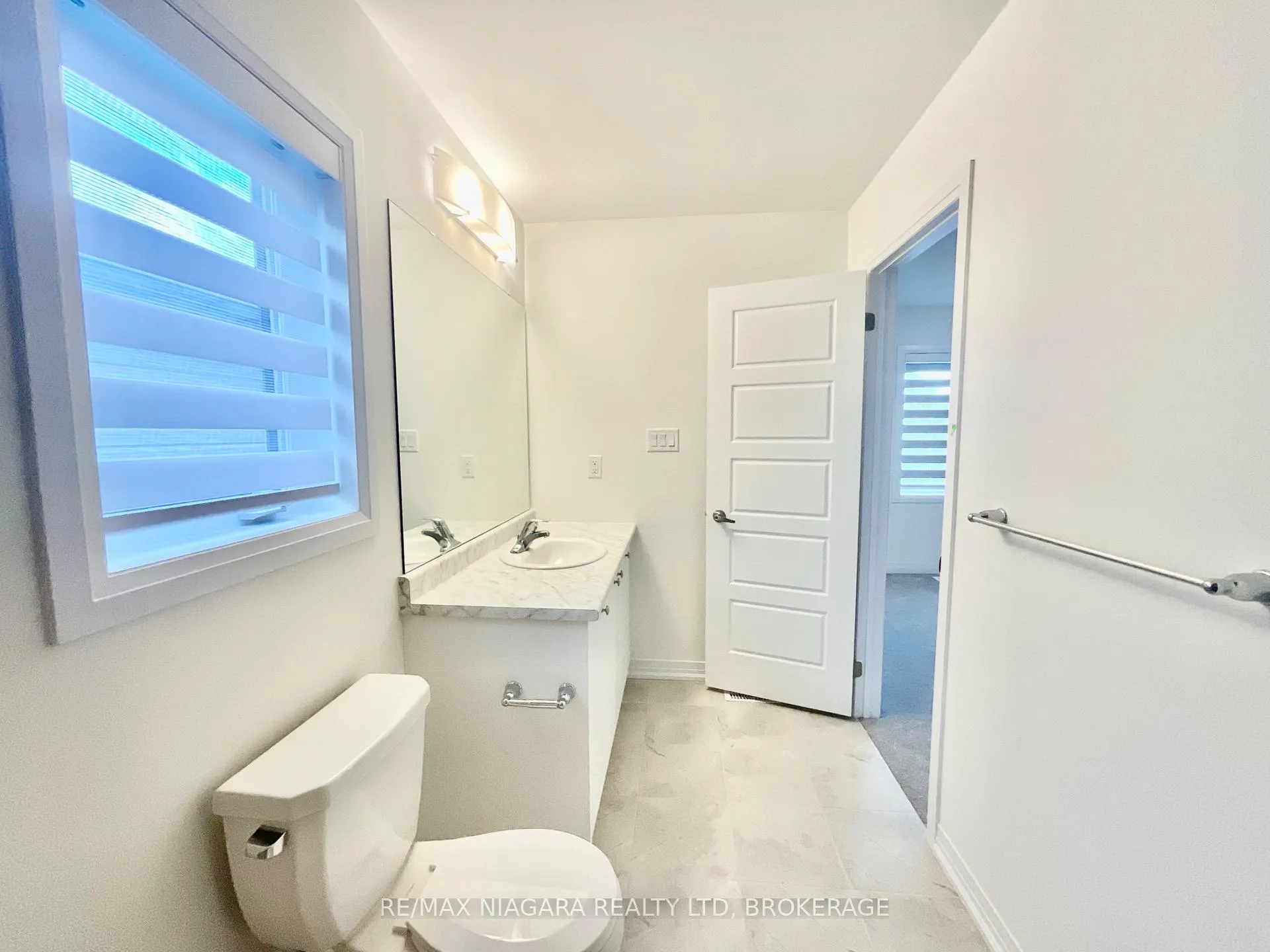 Photo 19 of 10 Selection Heights, Thorold, Rolling Meadows — HOMEH