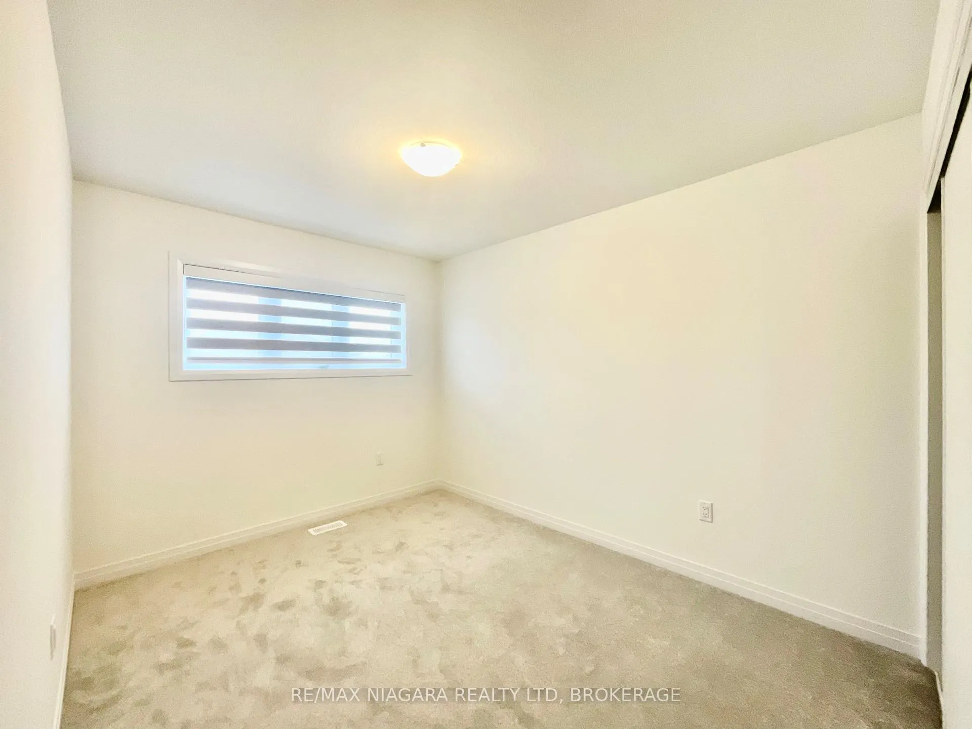 Photo 28 of 10 Selection Heights, Thorold, Rolling Meadows — HOMEH