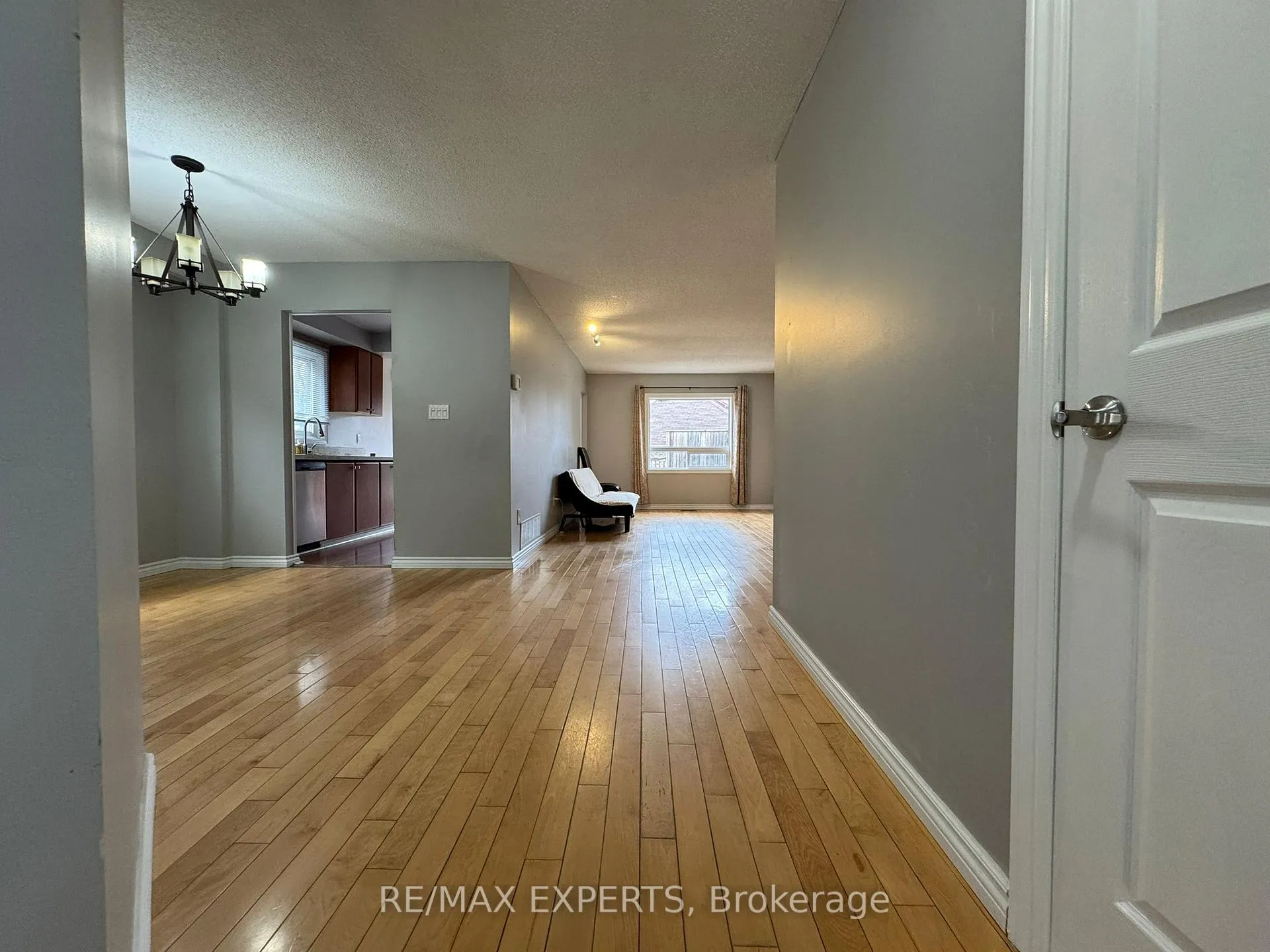 Photo 7 of 22 Hettersley Drive, Ajax, Central West — HOMEH