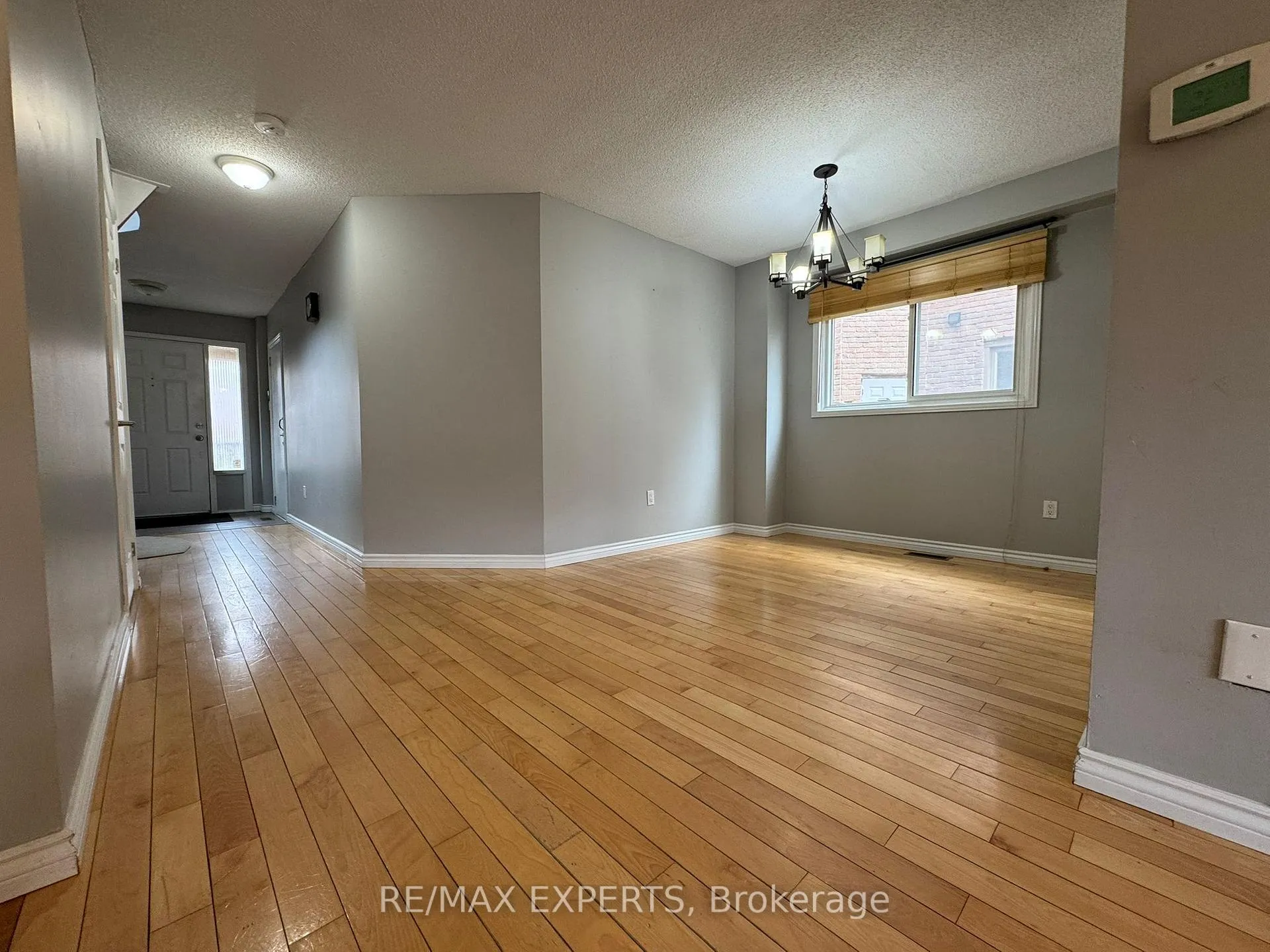Photo 8 of 22 Hettersley Drive, Ajax, Central West — HOMEH