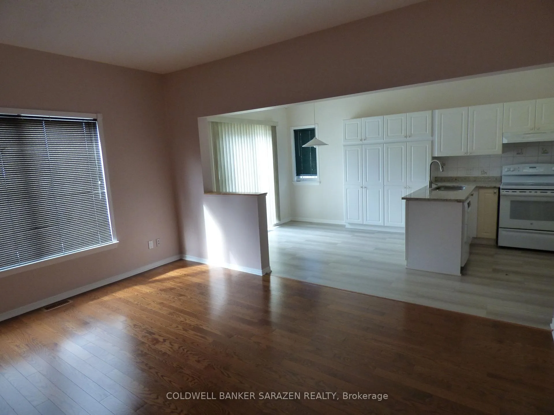 Photo 8 of 1826 Northlands Drive, Ottawa, Fallingbrook/Gardenway South — HOMEH