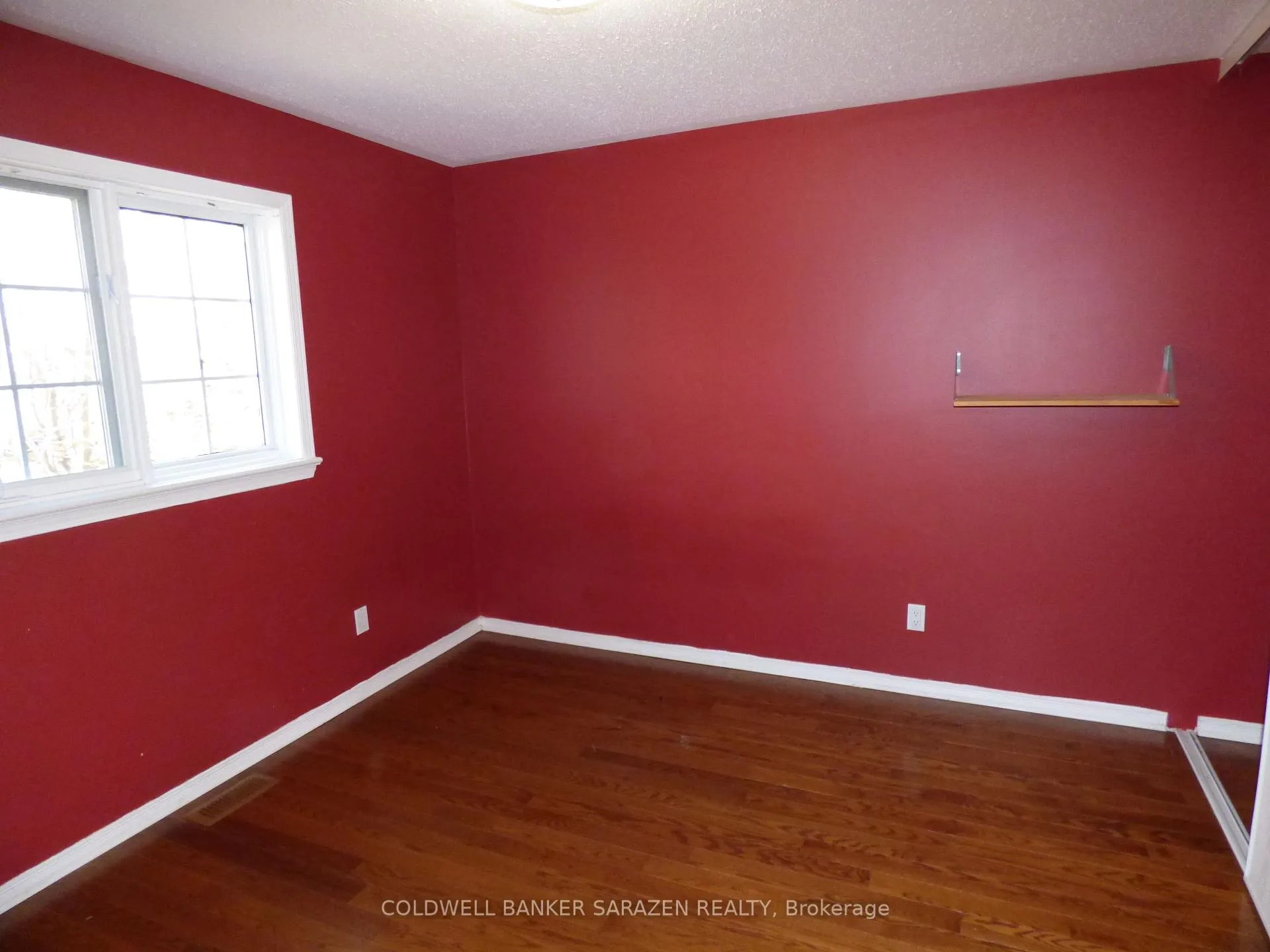 Photo 16 of 1826 Northlands Drive, Ottawa, Fallingbrook/Gardenway South — HOMEH