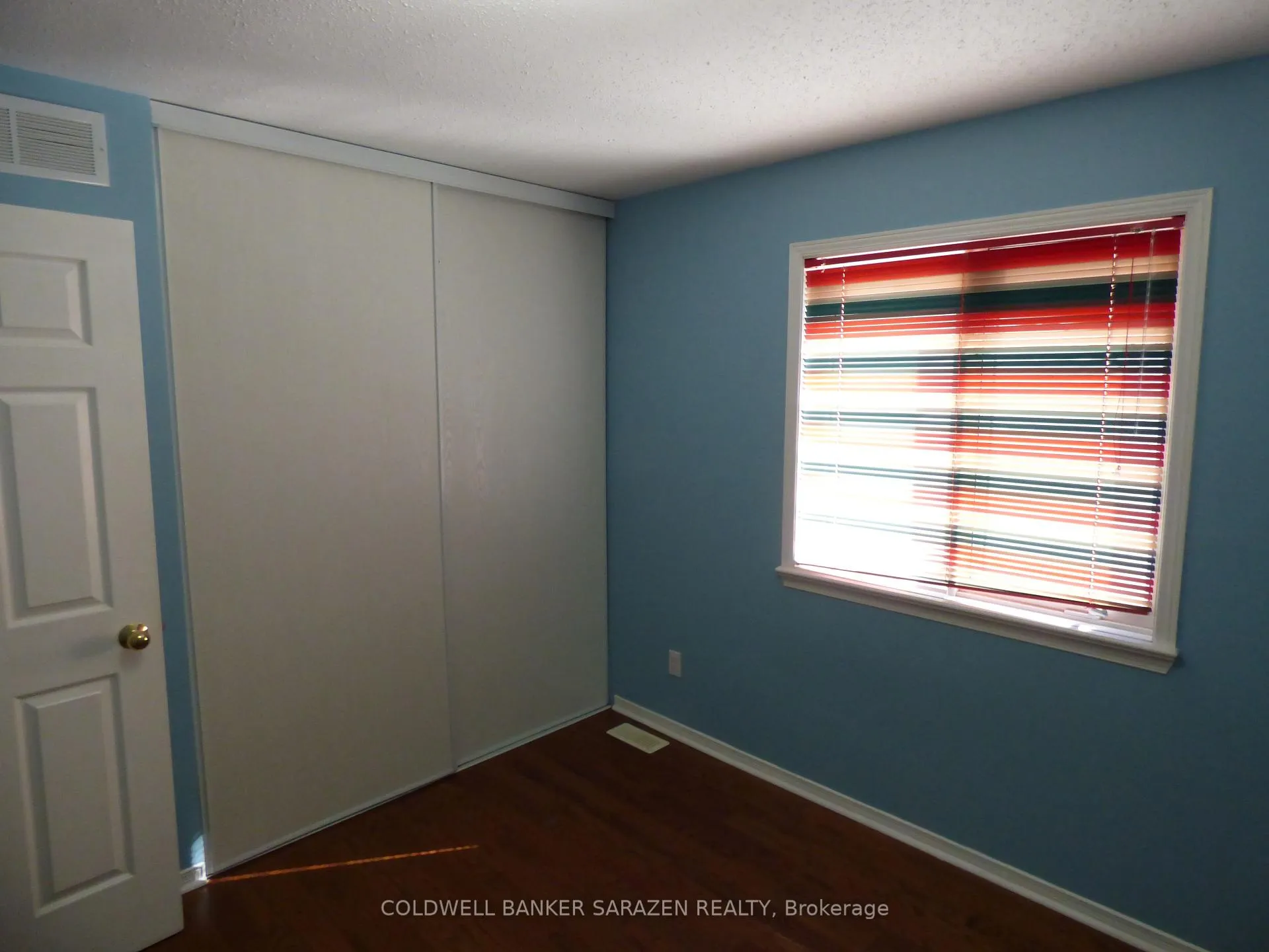 Photo 18 of 1826 Northlands Drive, Ottawa, Fallingbrook/Gardenway South — HOMEH