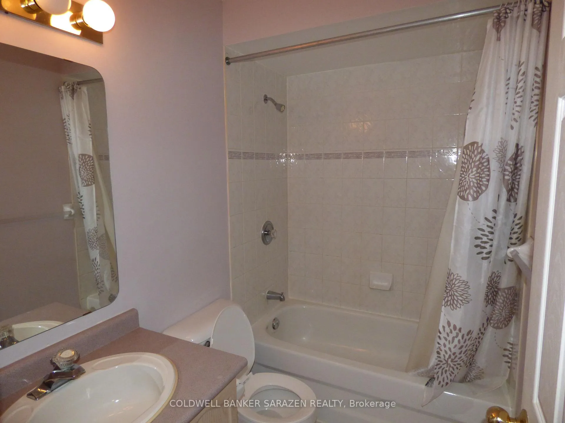 Photo 19 of 1826 Northlands Drive, Ottawa, Fallingbrook/Gardenway South — HOMEH