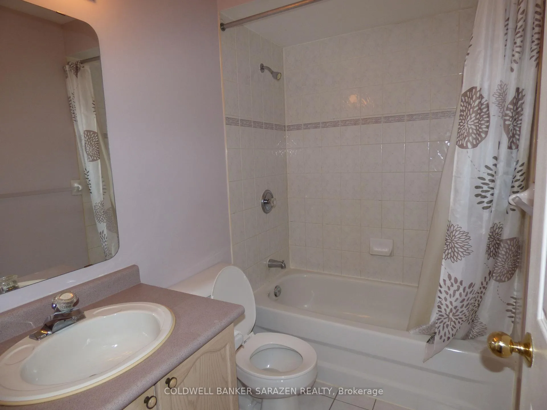 Photo 20 of 1826 Northlands Drive, Ottawa, Fallingbrook/Gardenway South — HOMEH