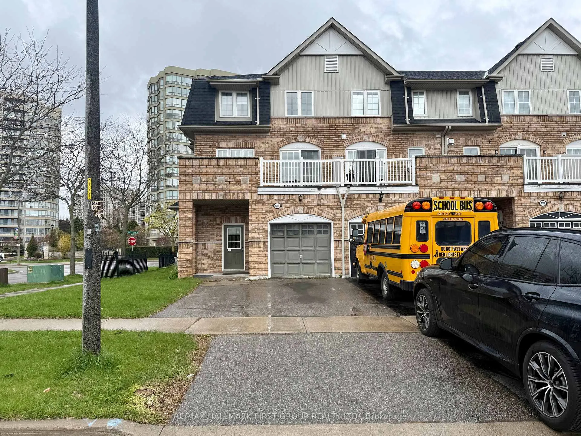 Photo 1 of 1665 Avonmore Square, Pickering, Town Centre — HOMEH