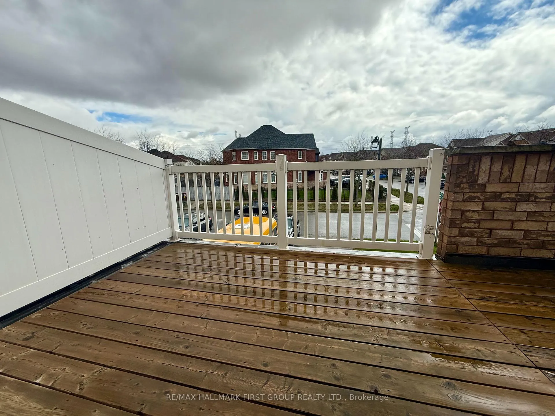 Photo 5 of 1665 Avonmore Square, Pickering, Town Centre — HOMEH