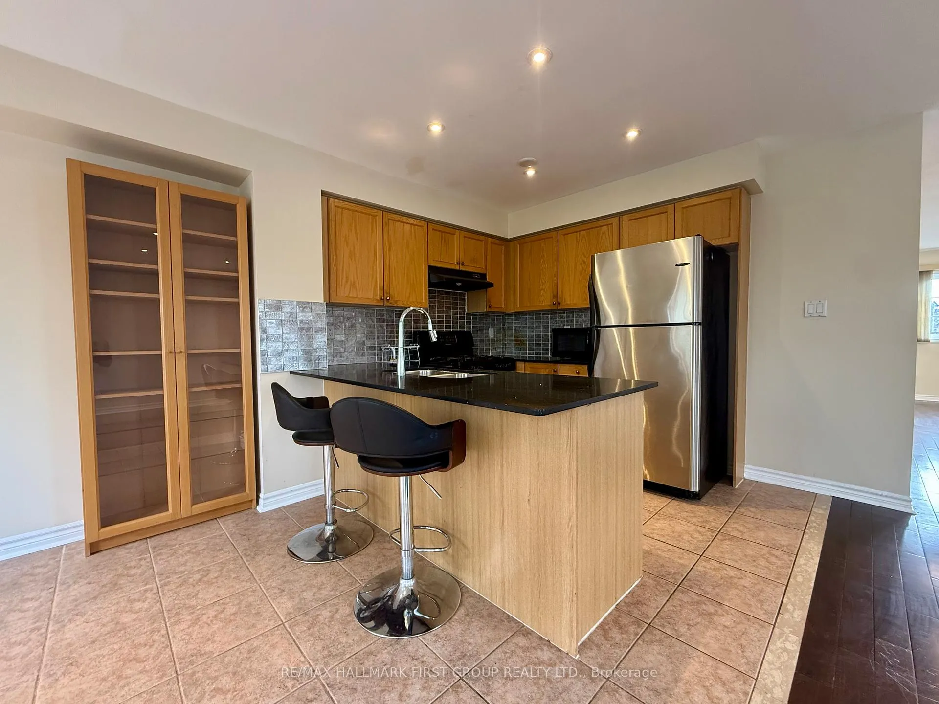 Photo 11 of 1665 Avonmore Square, Pickering, Town Centre — HOMEH
