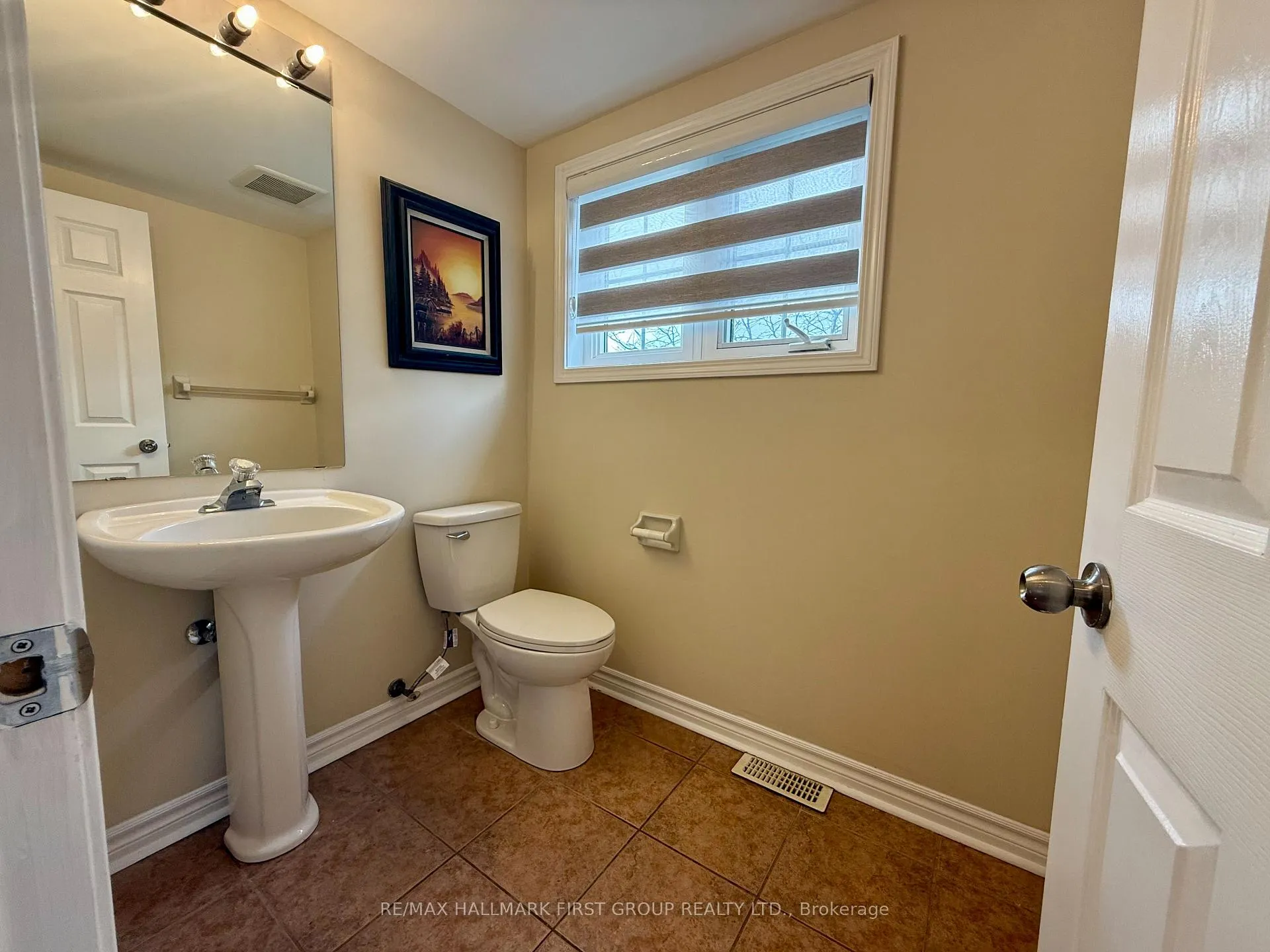 Photo 13 of 1665 Avonmore Square, Pickering, Town Centre — HOMEH
