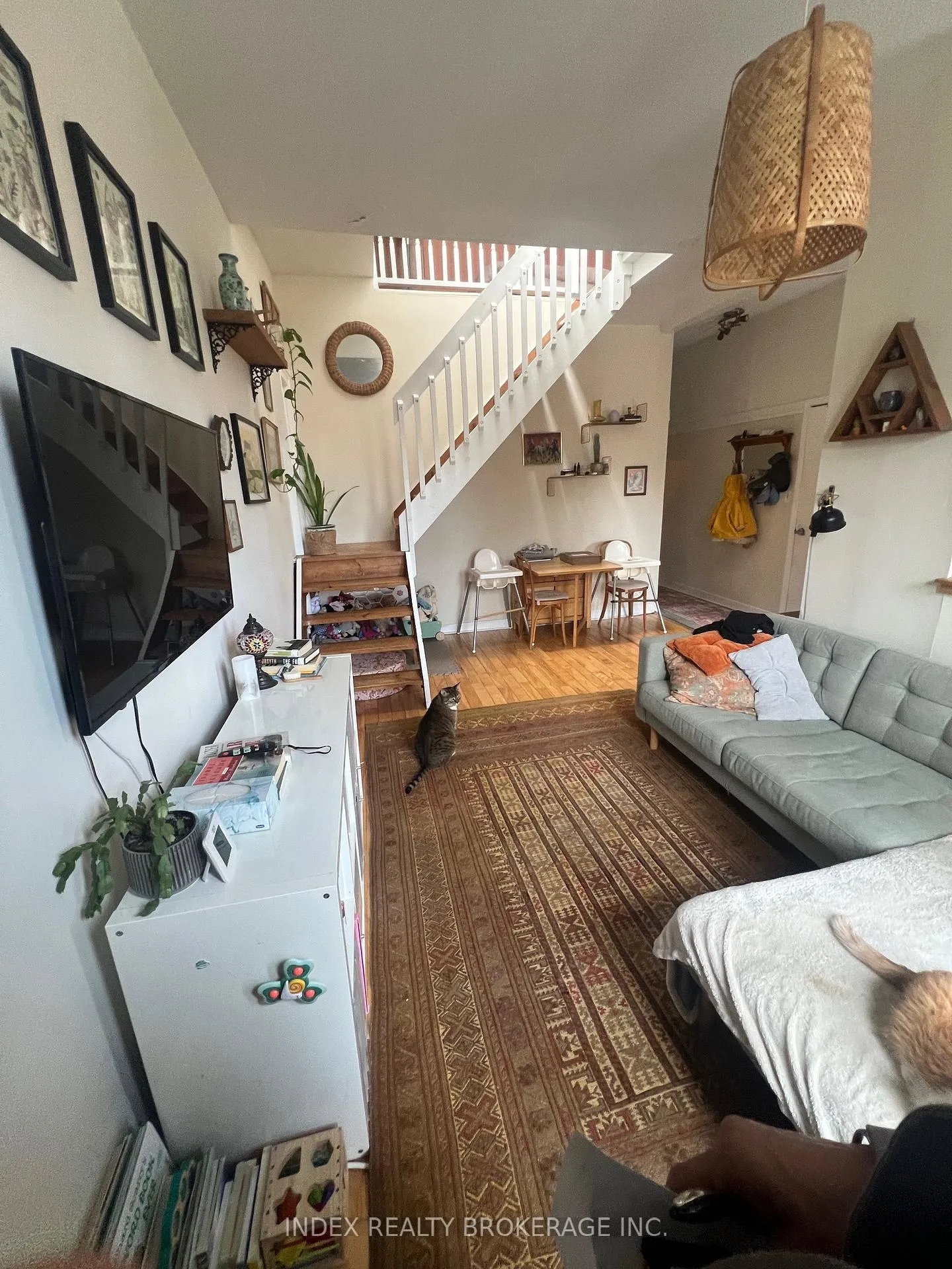 Photo 4 of Unit 2, 86A Macdonell Avenue, Toronto, Roncesvalles — HOMEH