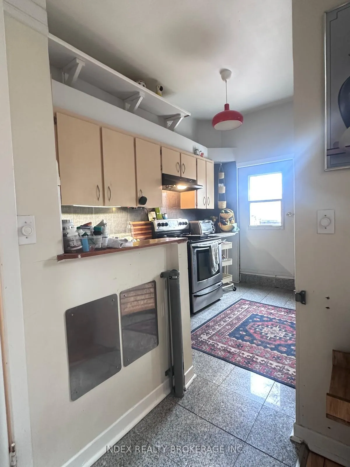 Photo 7 of Unit 2, 86A Macdonell Avenue, Toronto, Roncesvalles — HOMEH
