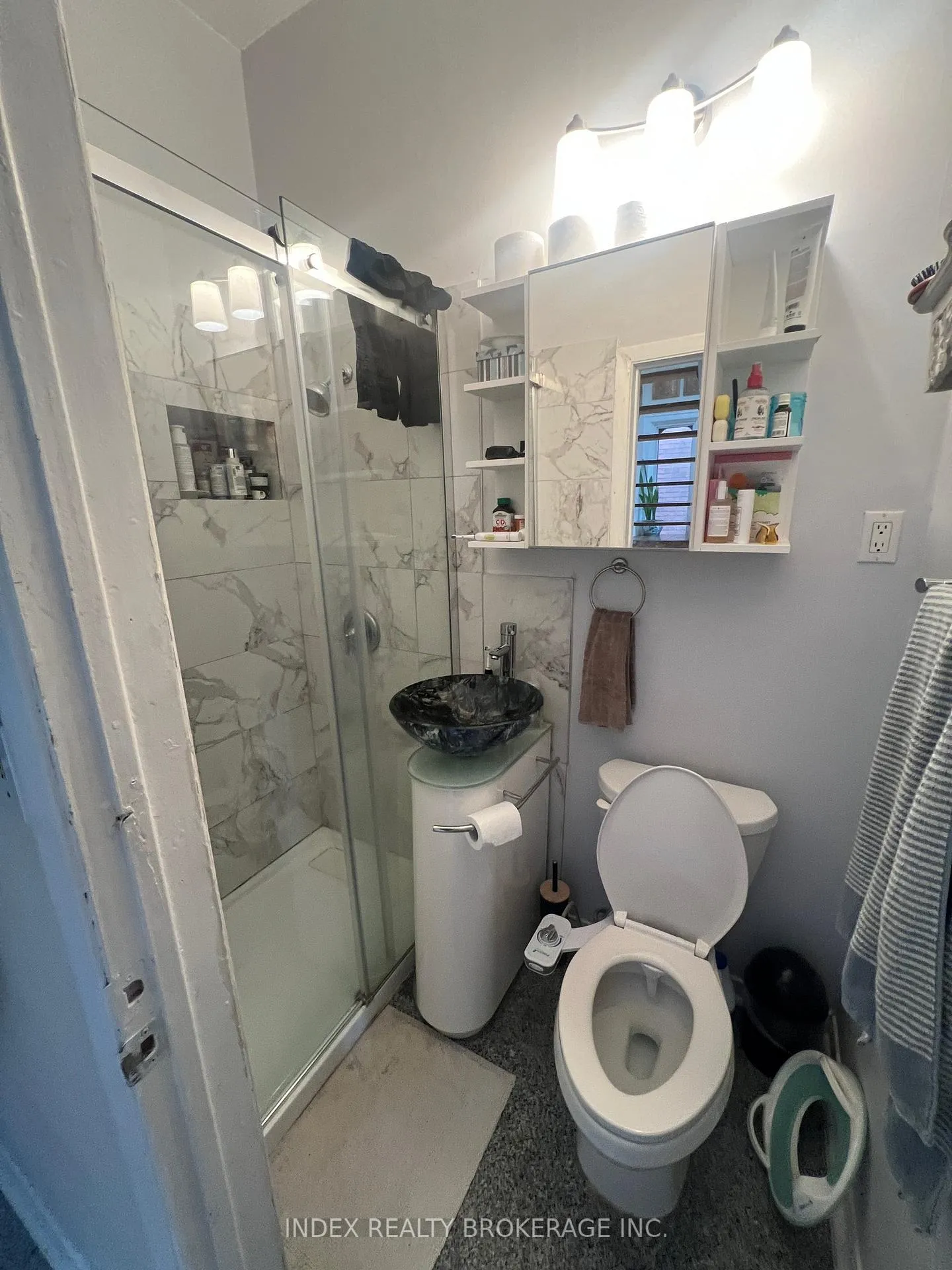 Photo 10 of Unit 2, 86A Macdonell Avenue, Toronto, Roncesvalles — HOMEH