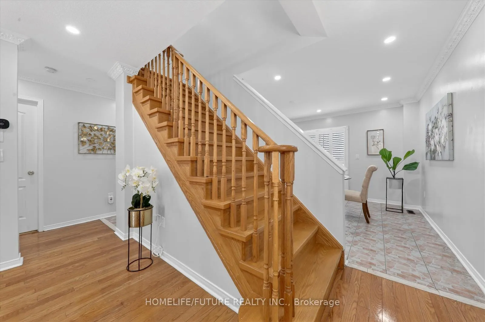 Photo 10 of 40 Canoe Crescent, Scarborough, Rouge — HOMEH