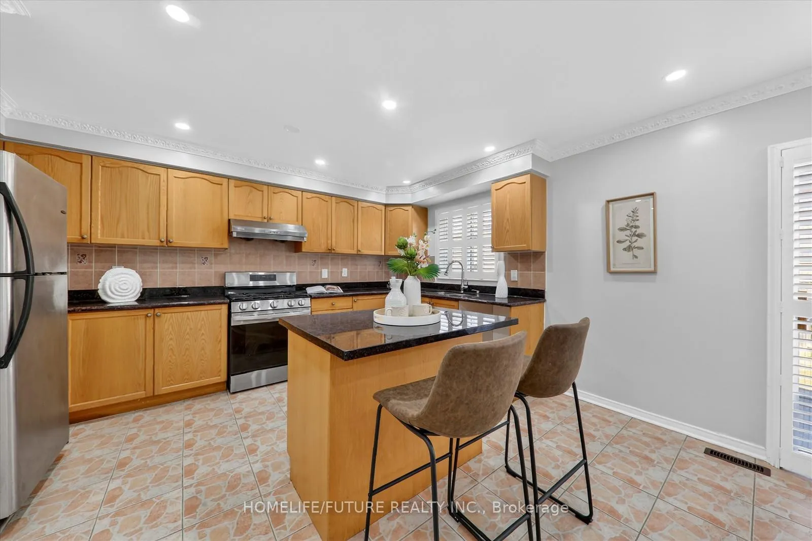 Photo 12 of 40 Canoe Crescent, Scarborough, Rouge — HOMEH