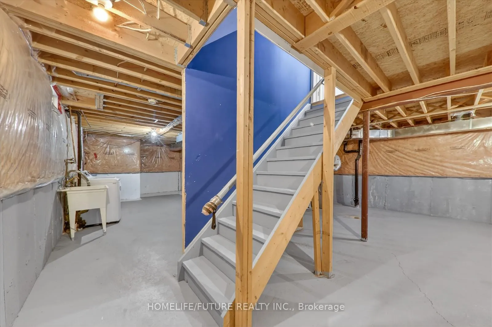 Photo 27 of 40 Canoe Crescent, Scarborough, Rouge — HOMEH