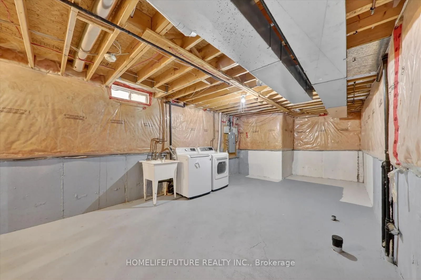Photo 29 of 40 Canoe Crescent, Scarborough, Rouge — HOMEH