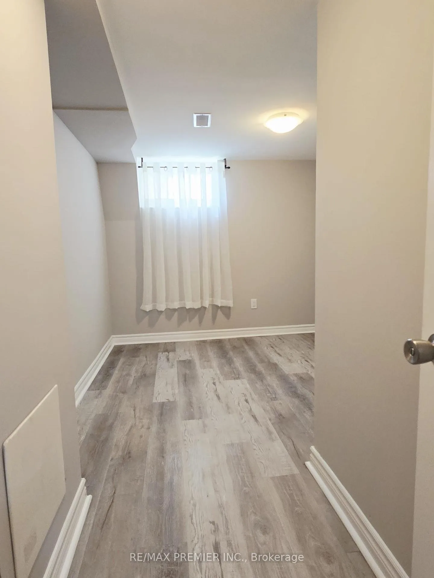 Photo 3 of Unit Basement, 62 Squires Avenue, Toronto, O'Connor-Parkview — HOMEH