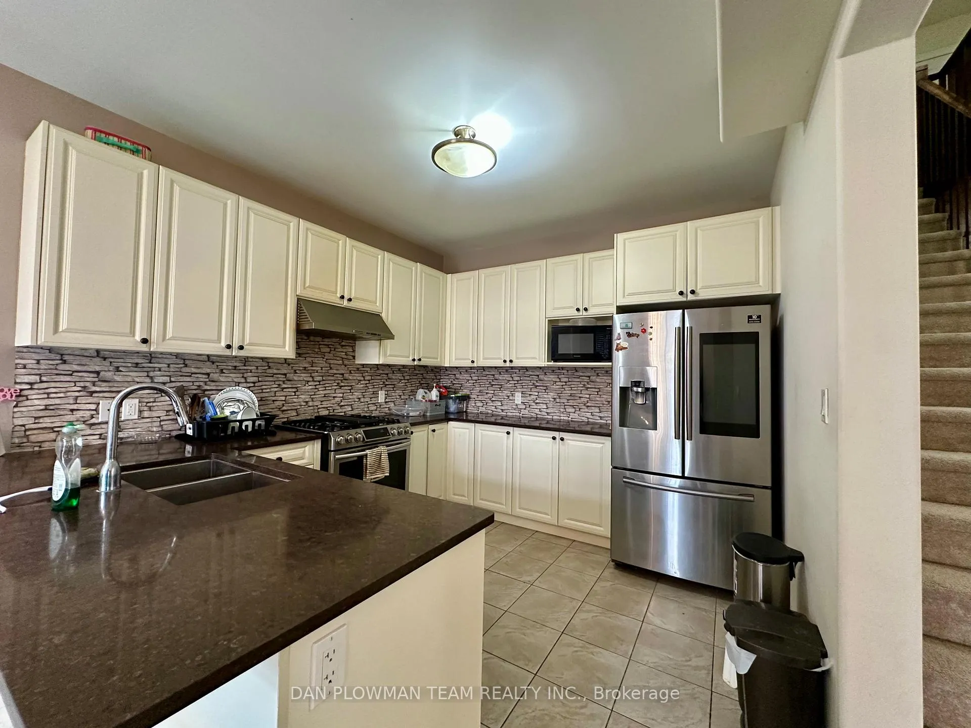 Photo 17 of 1845 Silverstone Crescent, Oshawa, Samac — HOMEH