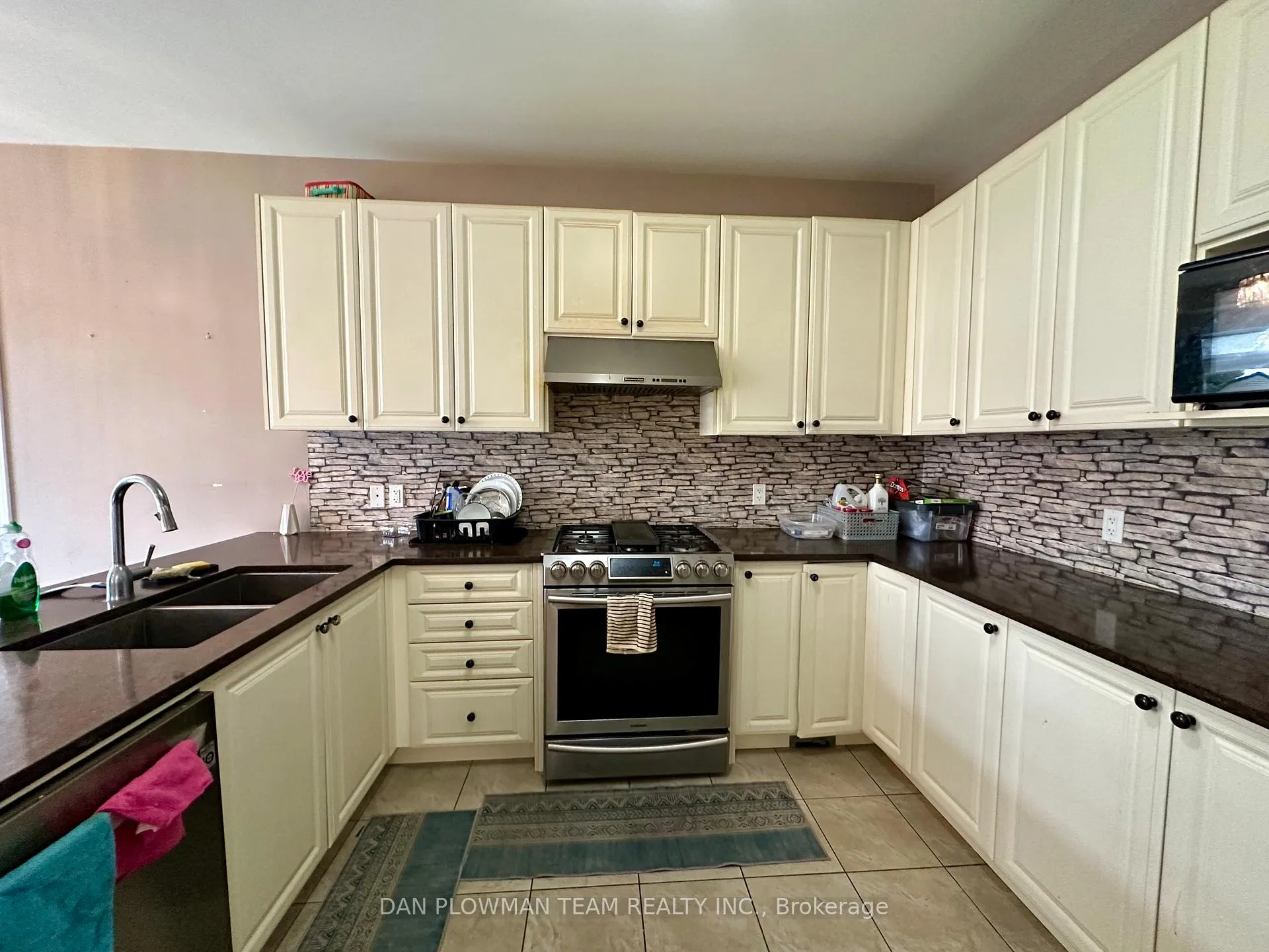 Photo 19 of 1845 Silverstone Crescent, Oshawa, Samac — HOMEH