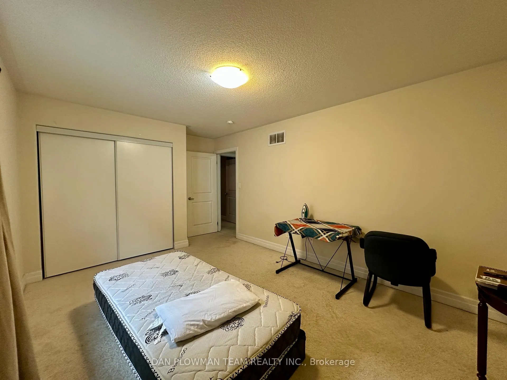 Photo 40 of 1845 Silverstone Crescent, Oshawa, Samac — HOMEH