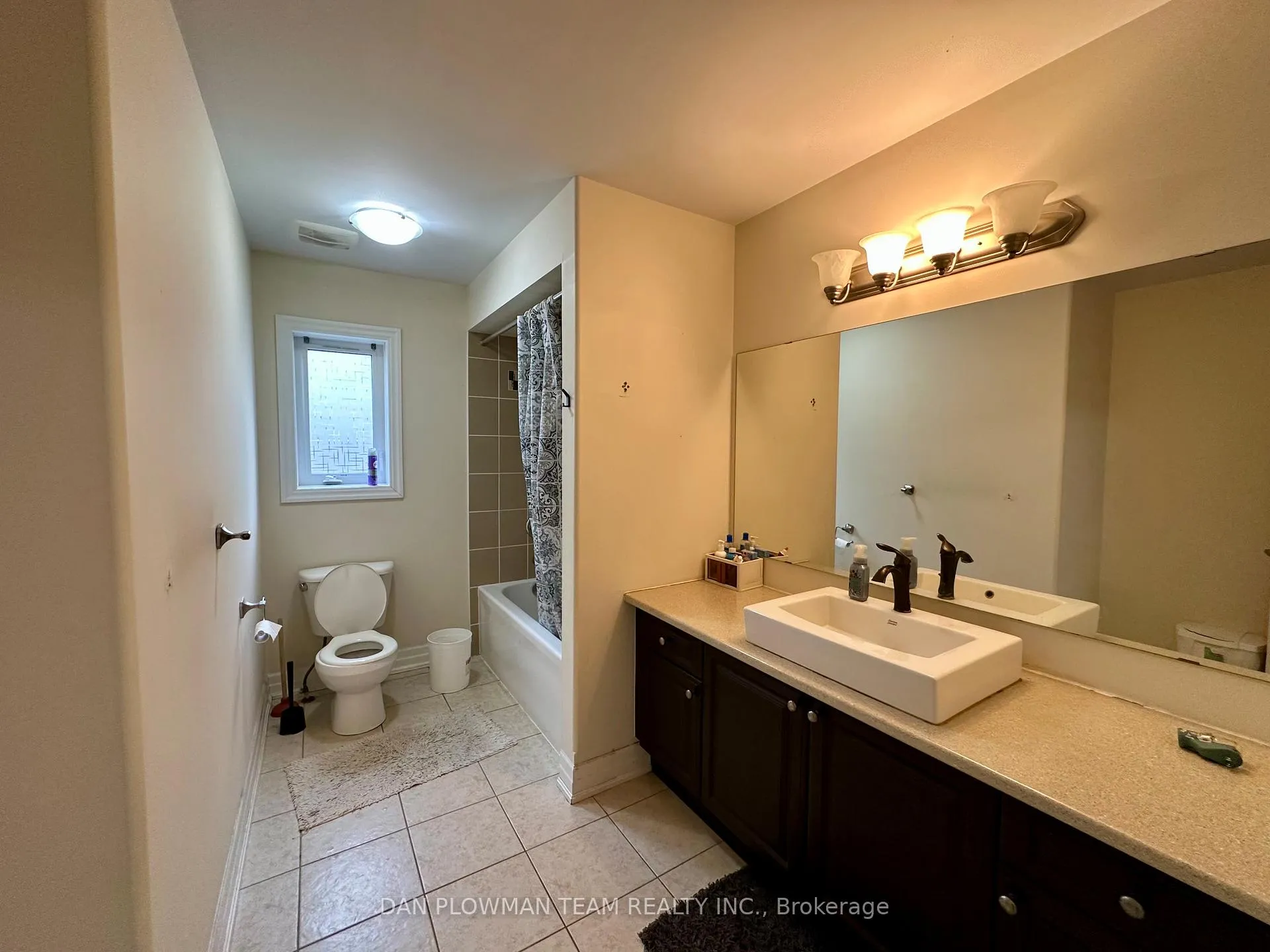 Photo 41 of 1845 Silverstone Crescent, Oshawa, Samac — HOMEH