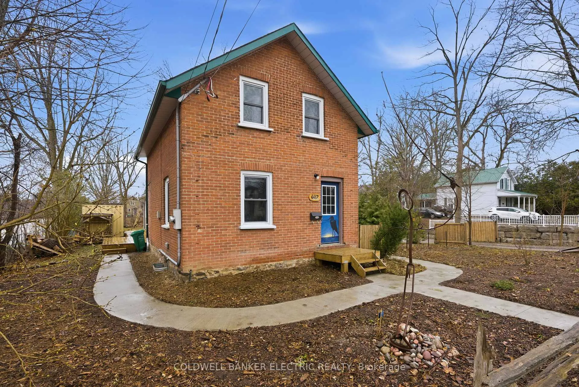 Photo 1 of 607 Armour Road, Peterborough, Ashburnham Ward 4 — HOMEH