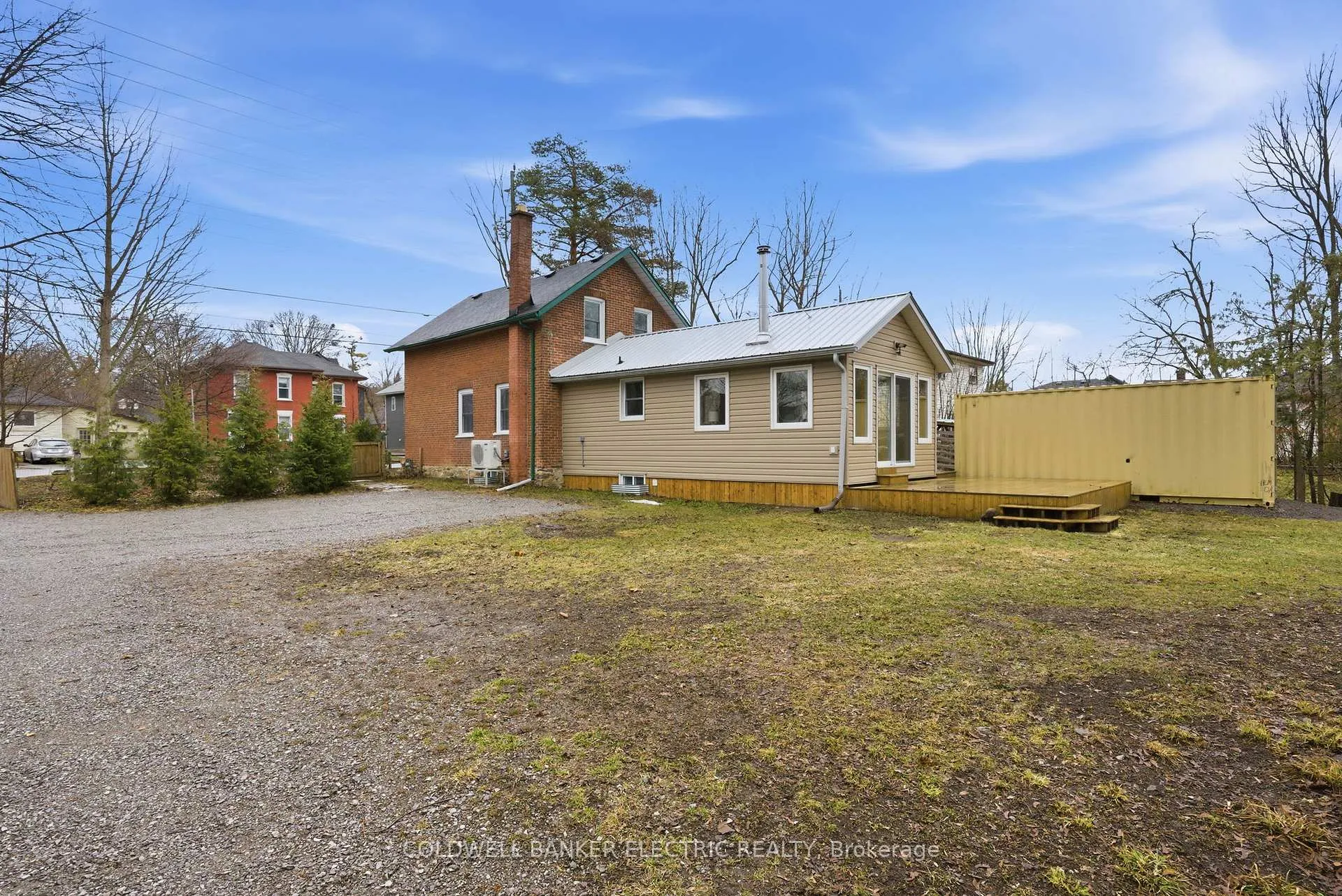 Photo 3 of 607 Armour Road, Peterborough, Ashburnham Ward 4 — HOMEH
