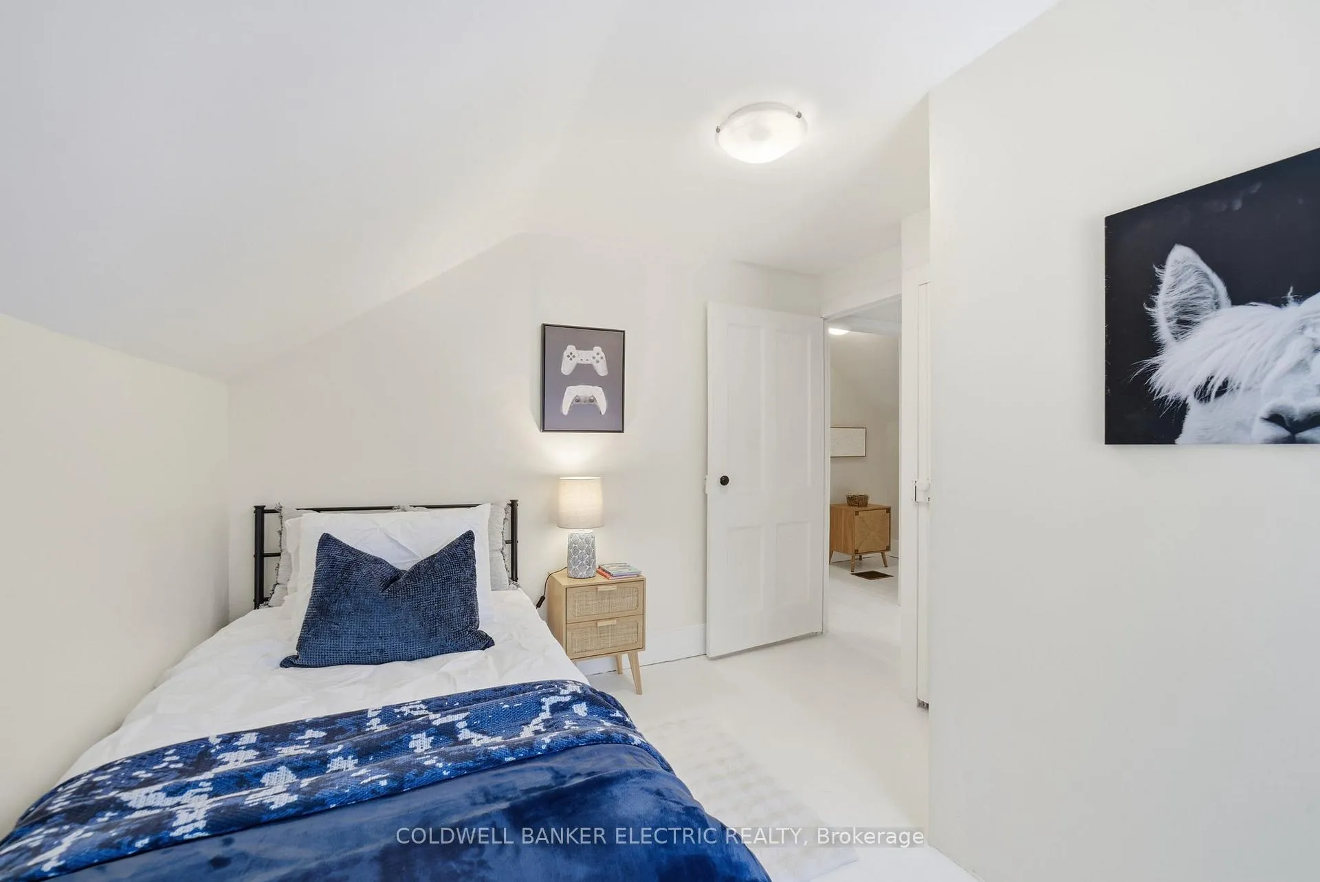 Photo 16 of 607 Armour Road, Peterborough, Ashburnham Ward 4 — HOMEH