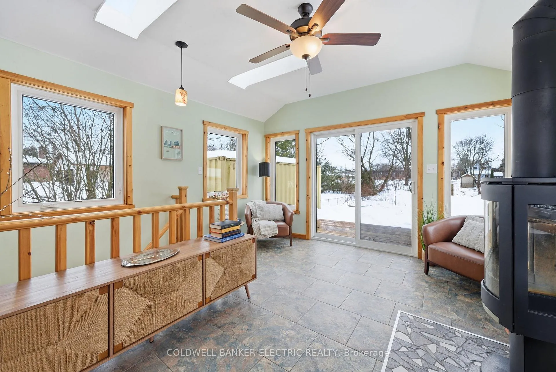 Photo 25 of 607 Armour Road, Peterborough, Ashburnham Ward 4 — HOMEH