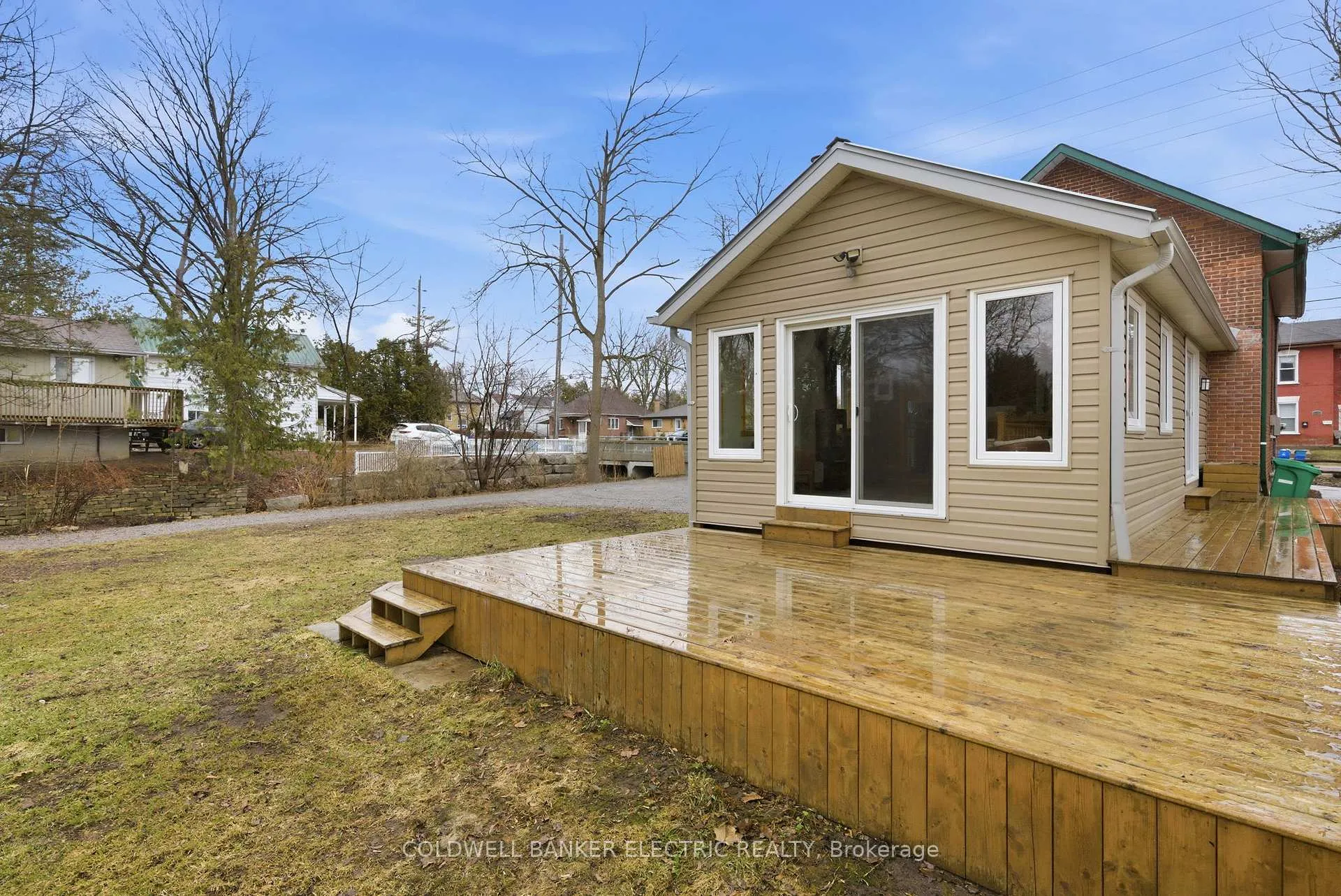Photo 27 of 607 Armour Road, Peterborough, Ashburnham Ward 4 — HOMEH