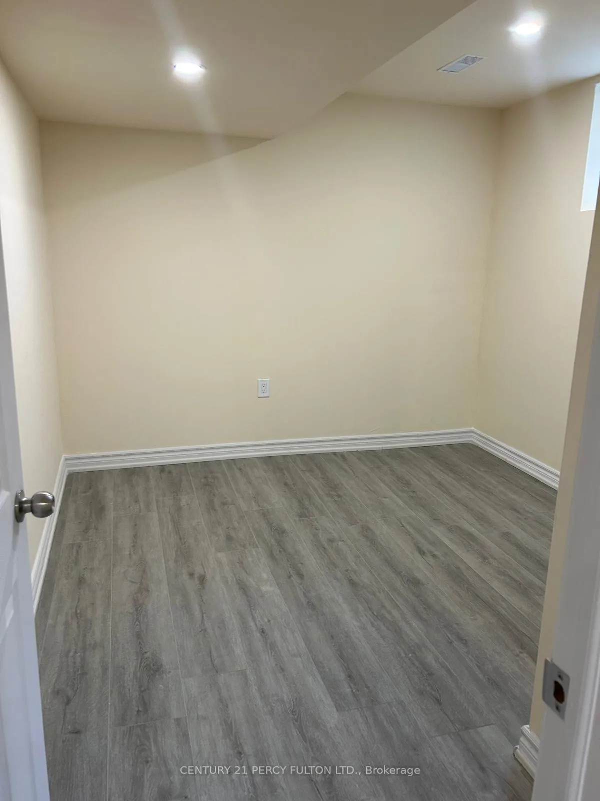Photo 7 of Unit BSMT, 66 Cluett Drive, Ajax, South East — HOMEH