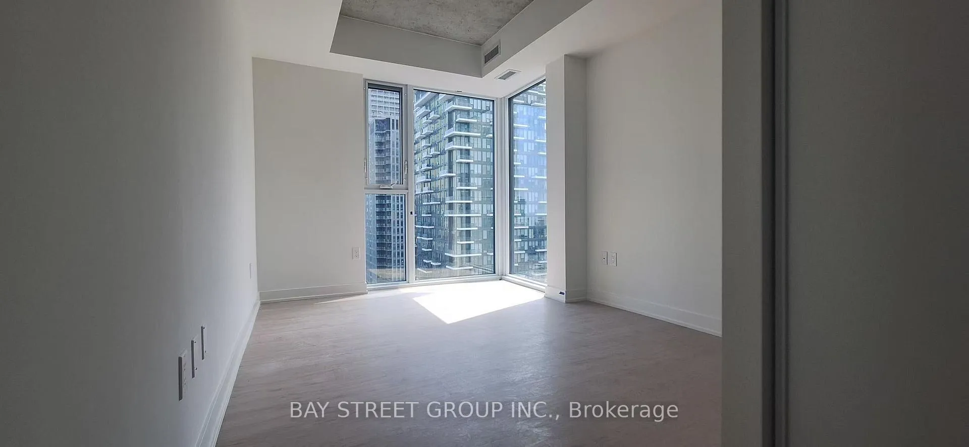 Photo 5 of Unit 1904, 65 Mutual Street, Toronto, Church-Yonge Corridor — HOMEH