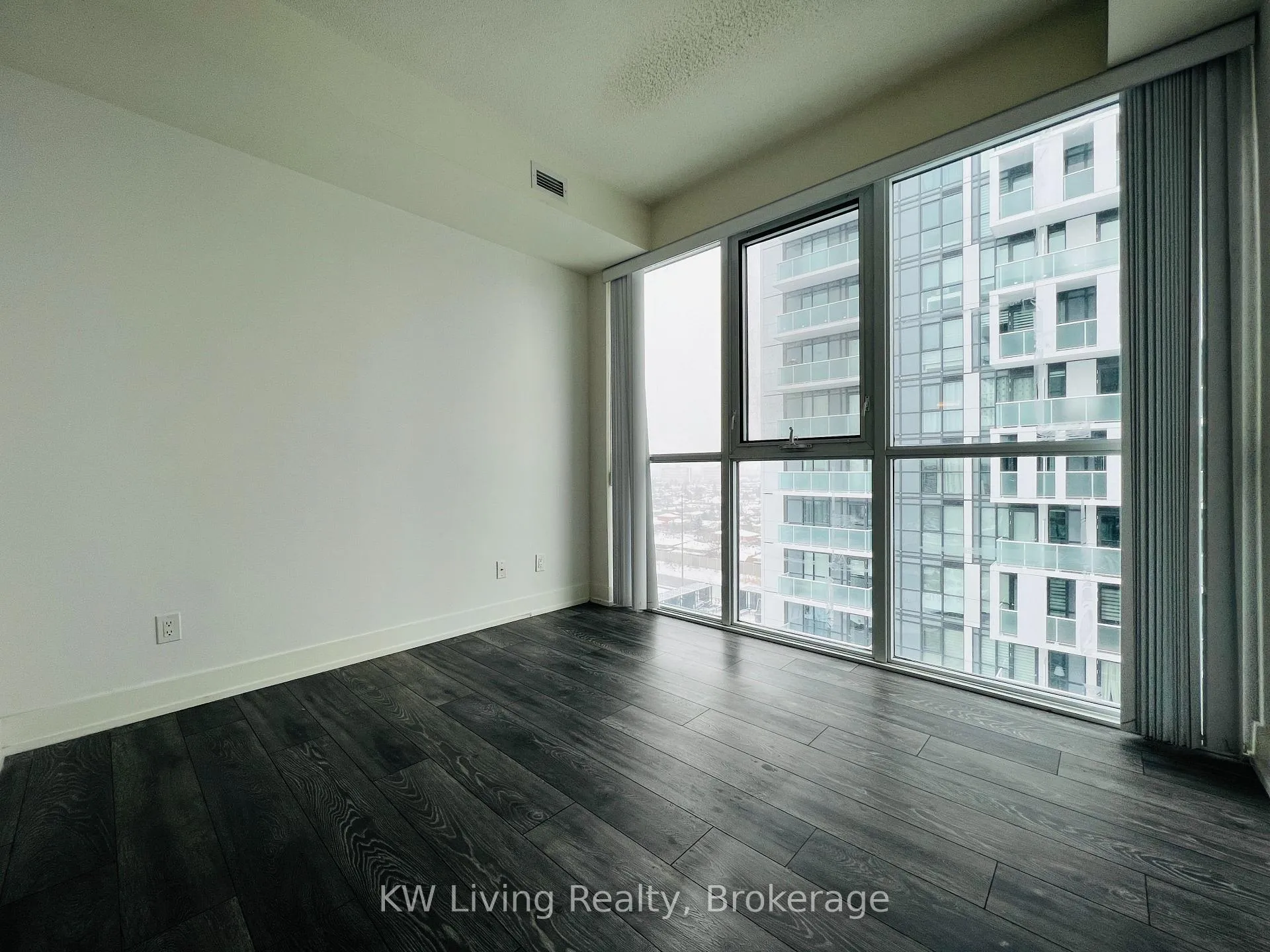 Photo 10 of Unit 1609, 180 Fairview Mall Drive, North York, Don Valley Village — HOMEH