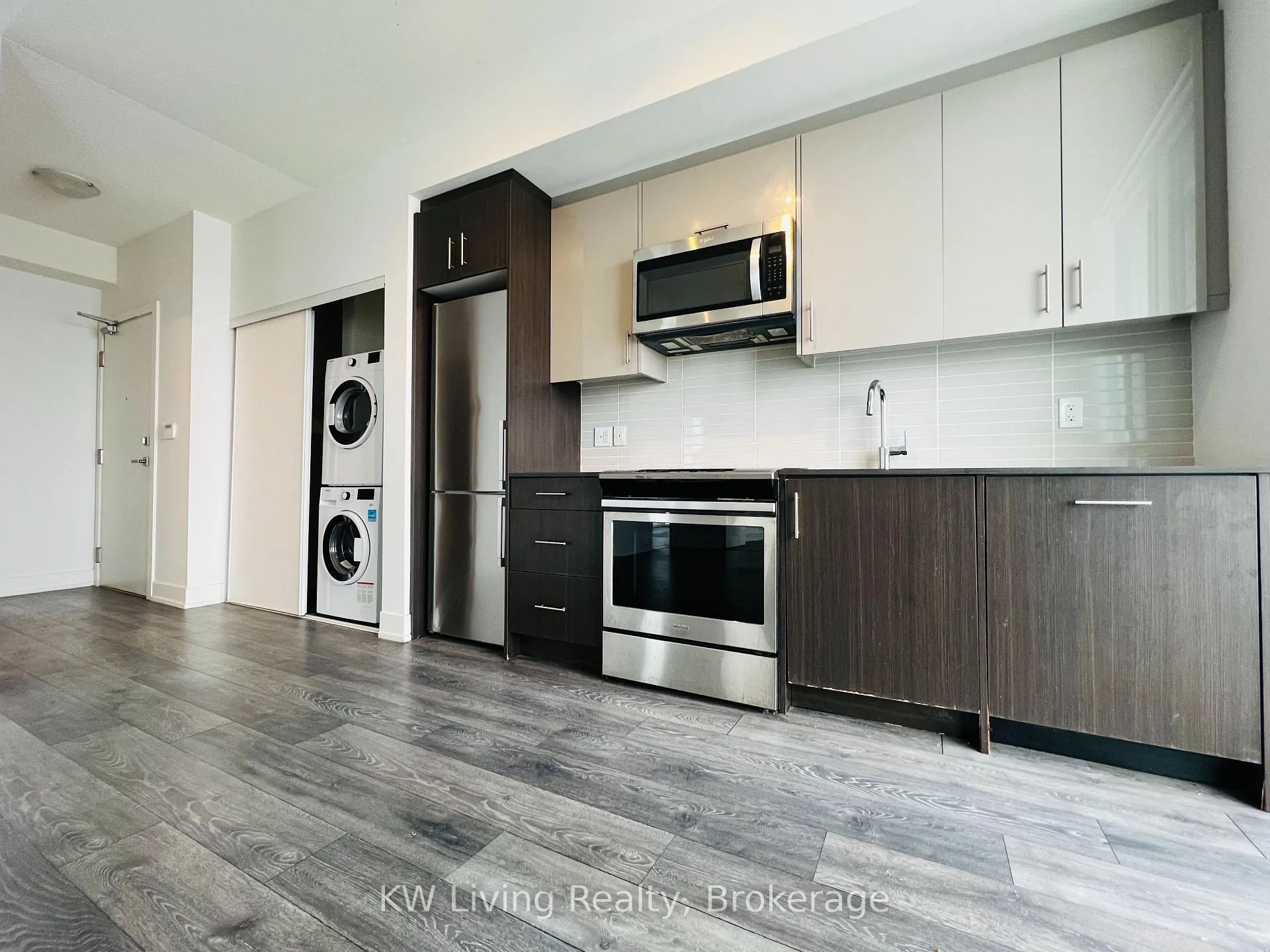 Photo 13 of Unit 1609, 180 Fairview Mall Drive, North York, Don Valley Village — HOMEH