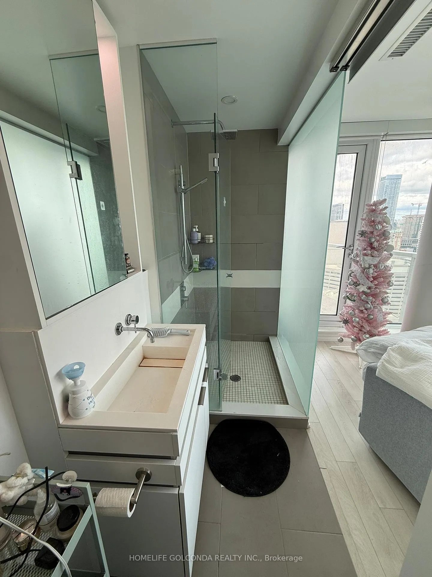Photo 10 of Unit 3012, 197 Yonge Street, Toronto, Church-Yonge Corridor — HOMEH