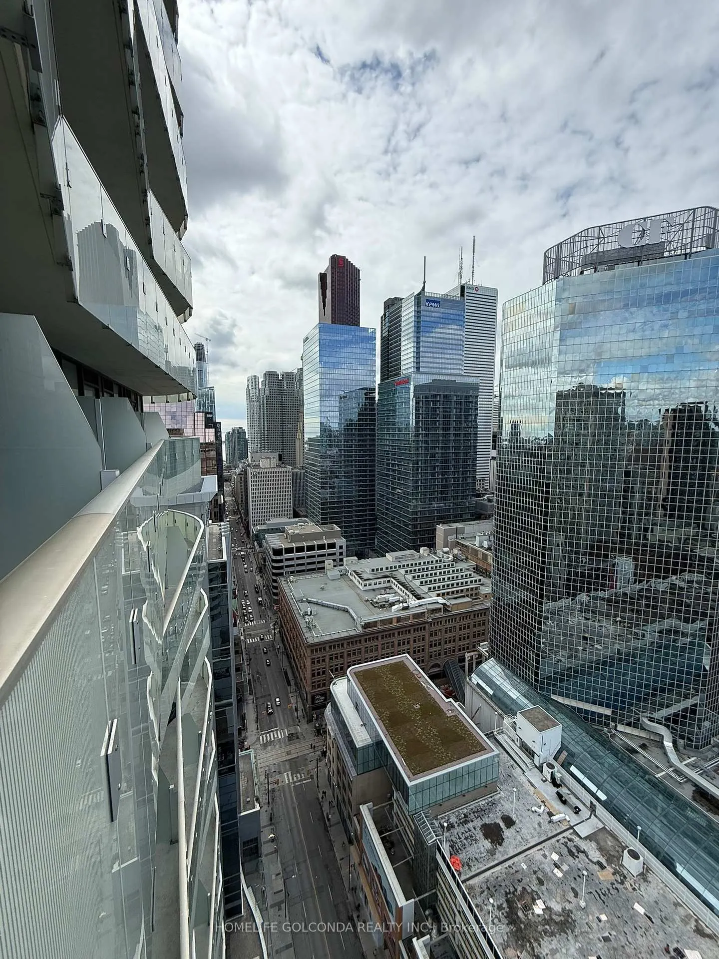 Photo 15 of Unit 3012, 197 Yonge Street, Toronto, Church-Yonge Corridor — HOMEH