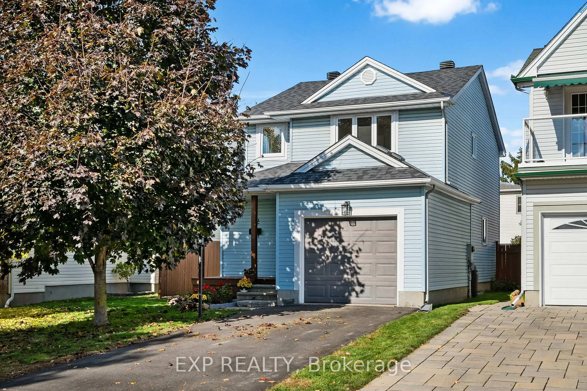 Front of 32 Peacock Crescent