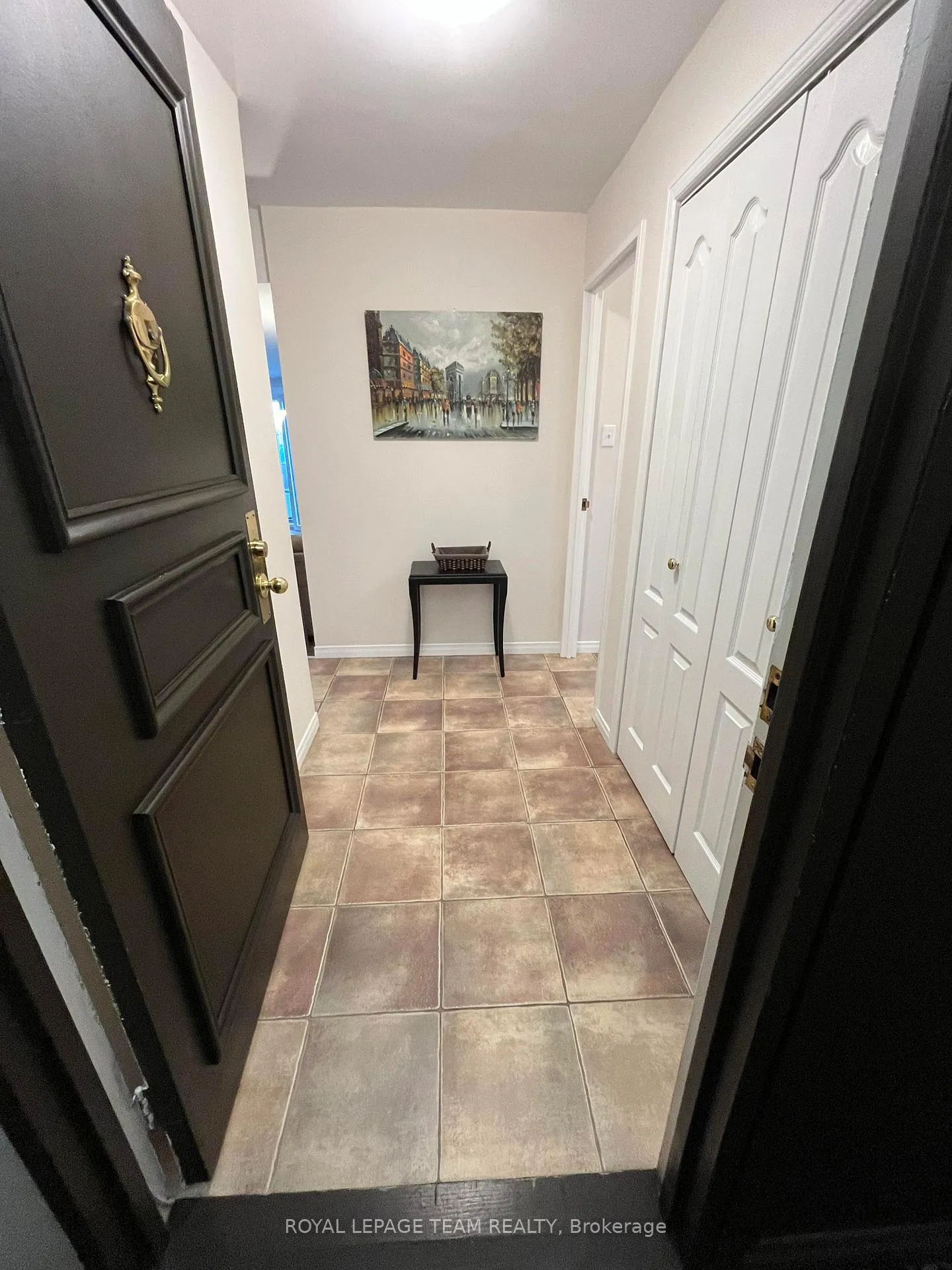 Photo 2 of Unit 1705, 1081 Ambleside Drive, Ottawa, Woodroffe — HOMEH