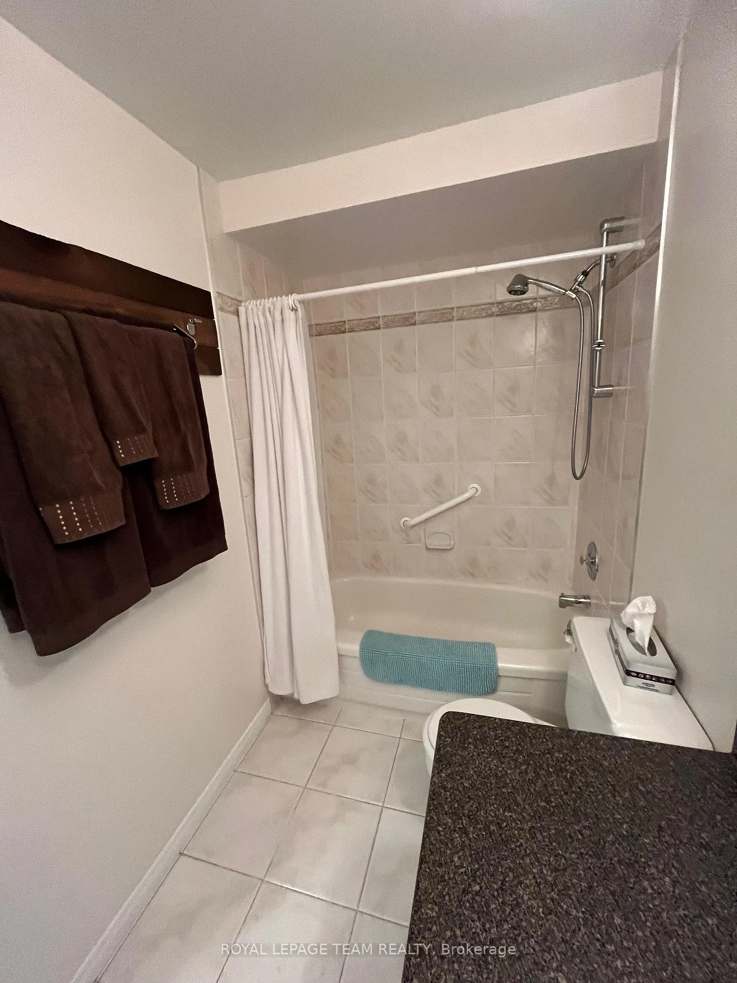 Photo 11 of Unit 1705, 1081 Ambleside Drive, Ottawa, Woodroffe — HOMEH