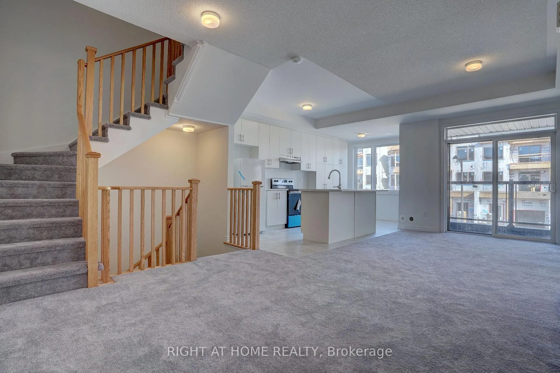 Photo 6 of 1124 Lockie Drive, Oshawa, Kedron — HOMEH