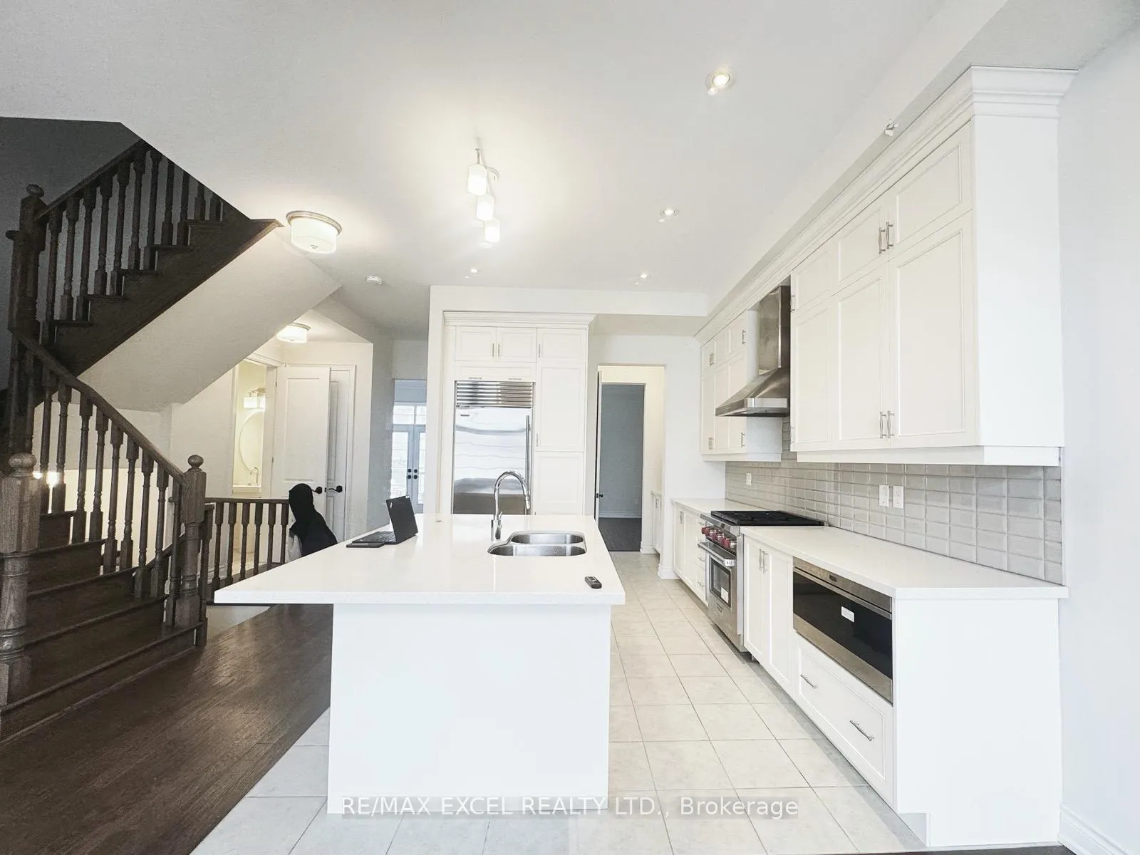 Photo 7 of 28 Island Green Lane, Markham, Angus Glen — HOMEH
