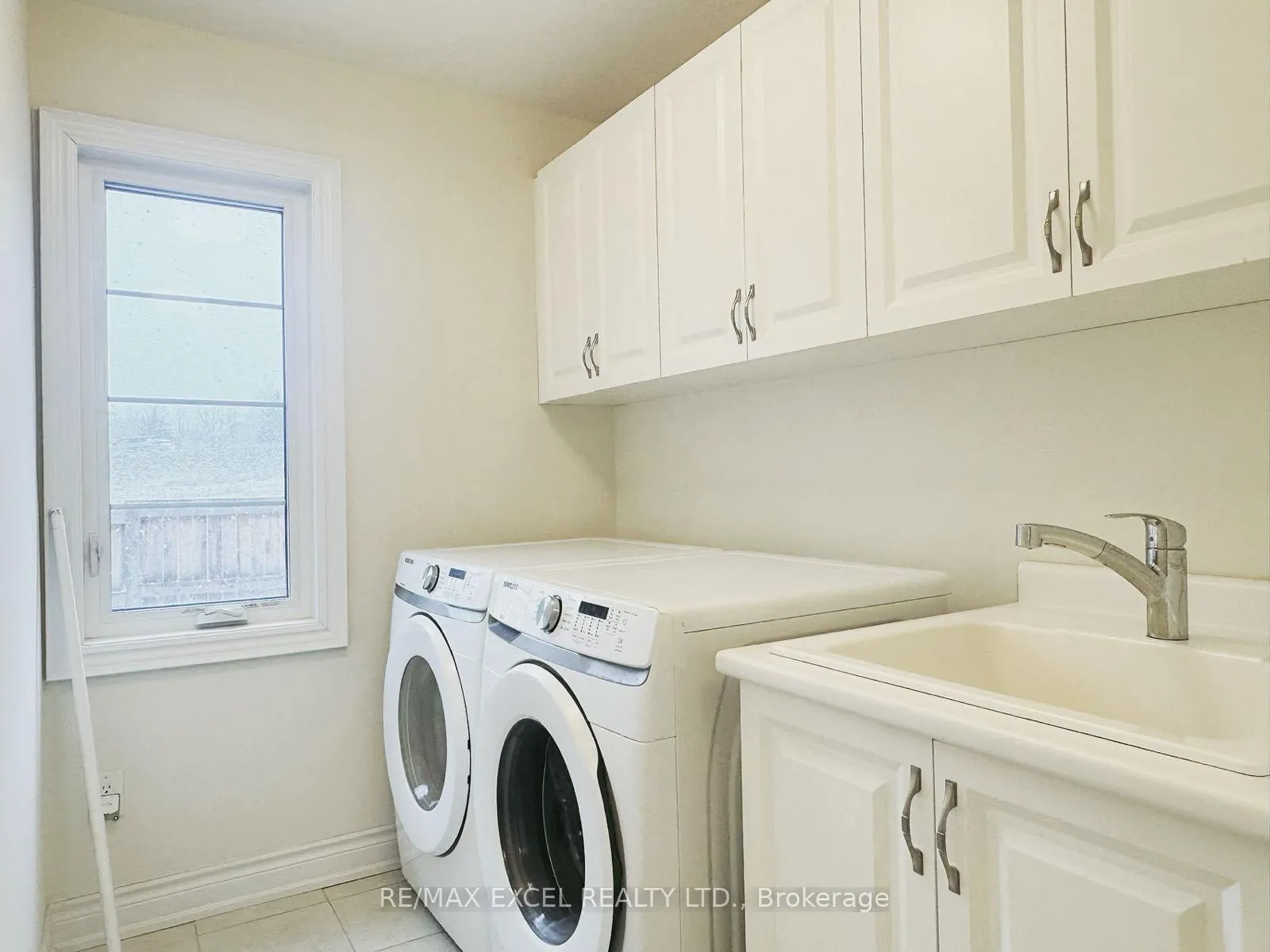 Photo 10 of 28 Island Green Lane, Markham, Angus Glen — HOMEH