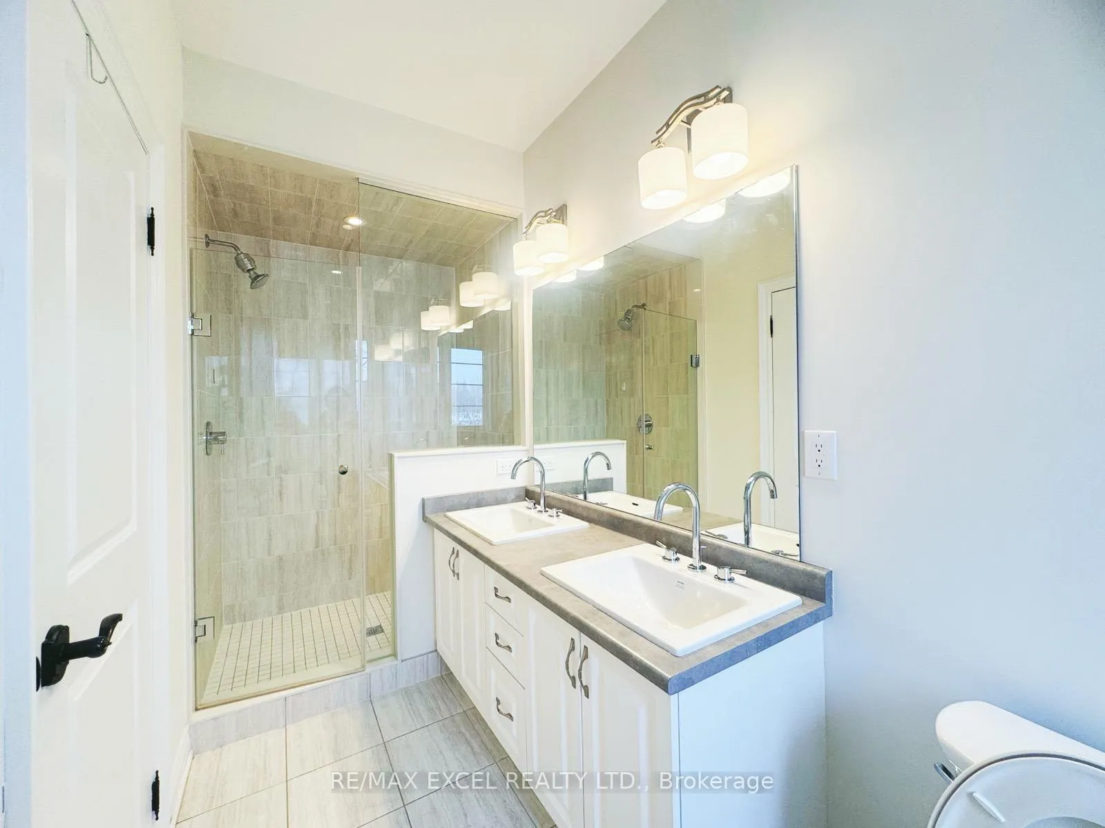 Photo 14 of 28 Island Green Lane, Markham, Angus Glen — HOMEH