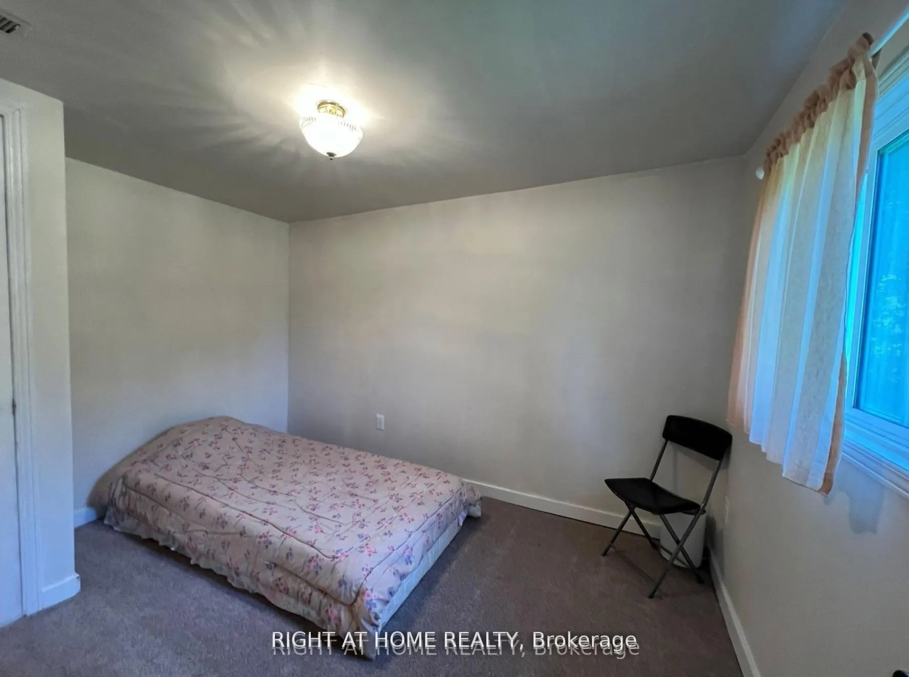 Photo 10 of 34 Broadview Street, Collingwood — HOMEH