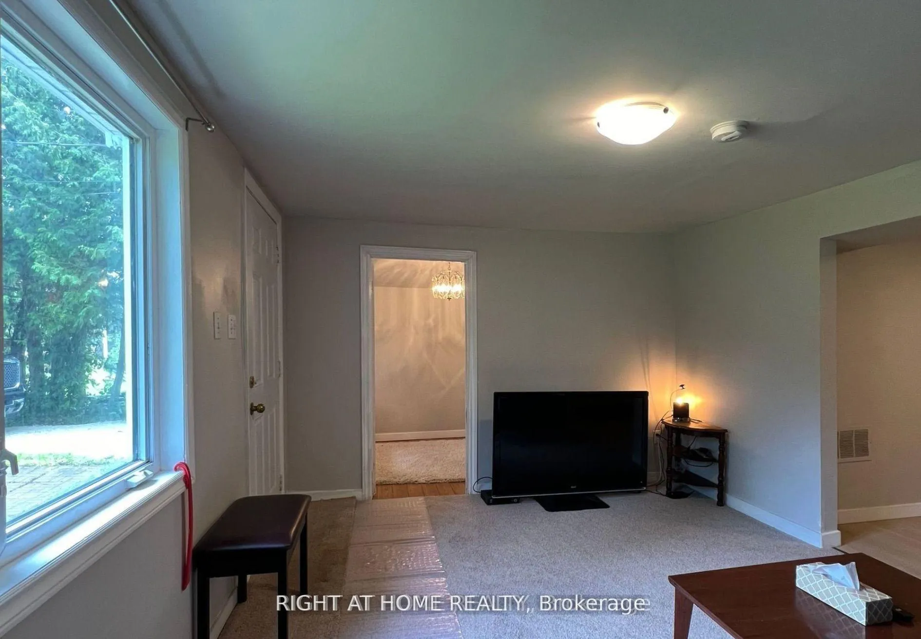 Photo 11 of 34 Broadview Street, Collingwood — HOMEH