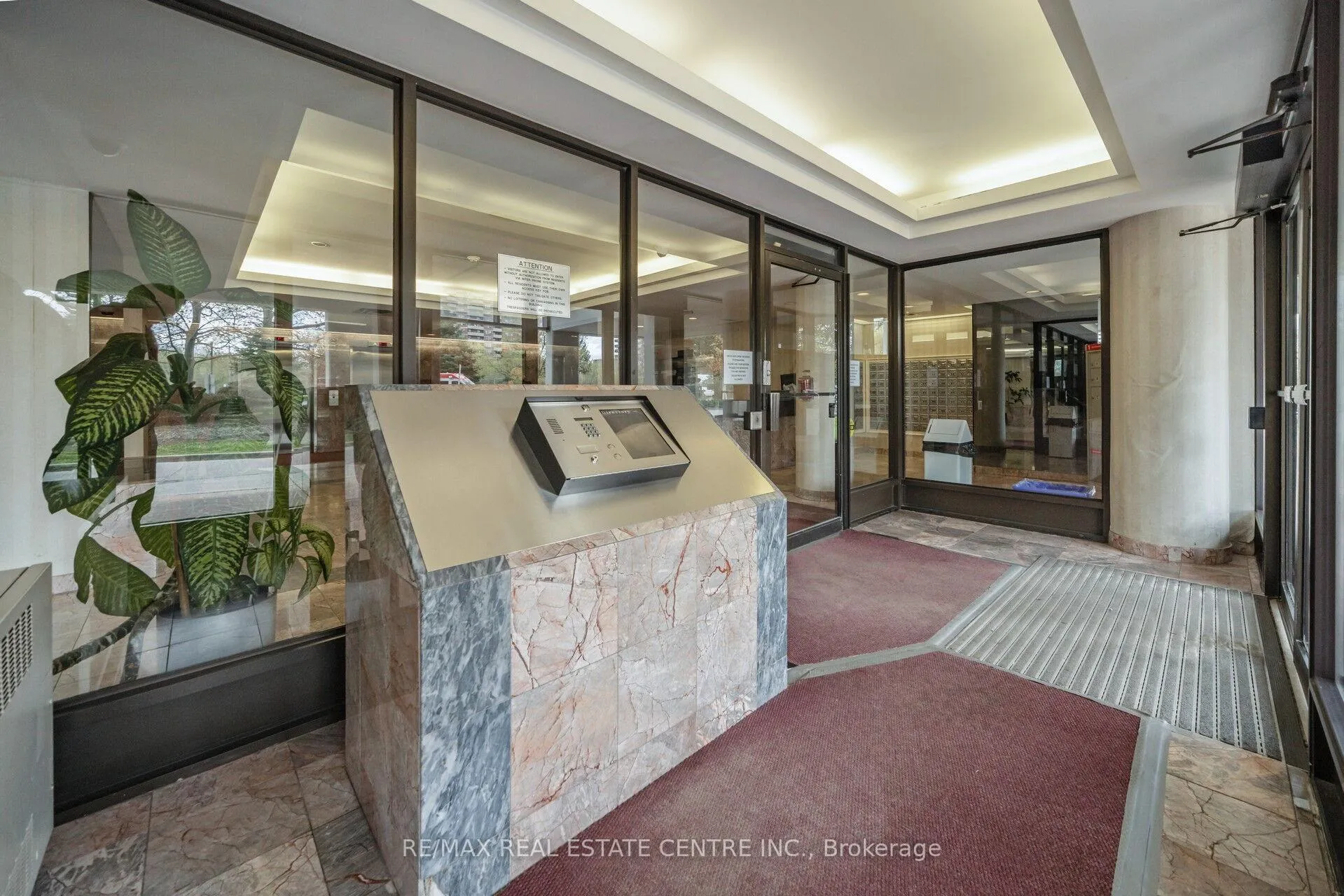 Photo 5 of Unit 607, 3 Rowntree Road, Etobicoke, Mount Olive-Silverstone-Jamestown — HOMEH