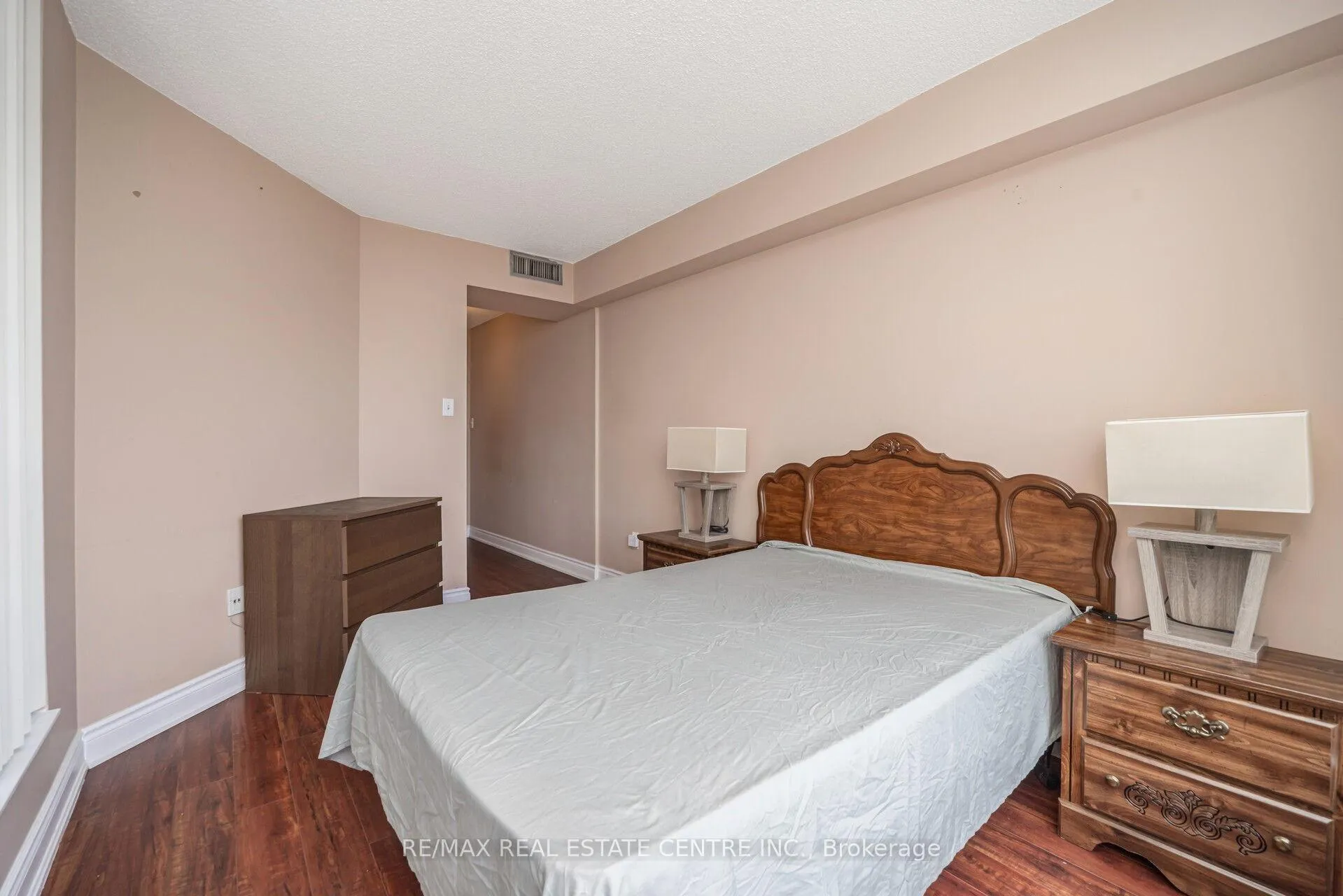 Photo 26 of Unit 607, 3 Rowntree Road, Etobicoke, Mount Olive-Silverstone-Jamestown — HOMEH