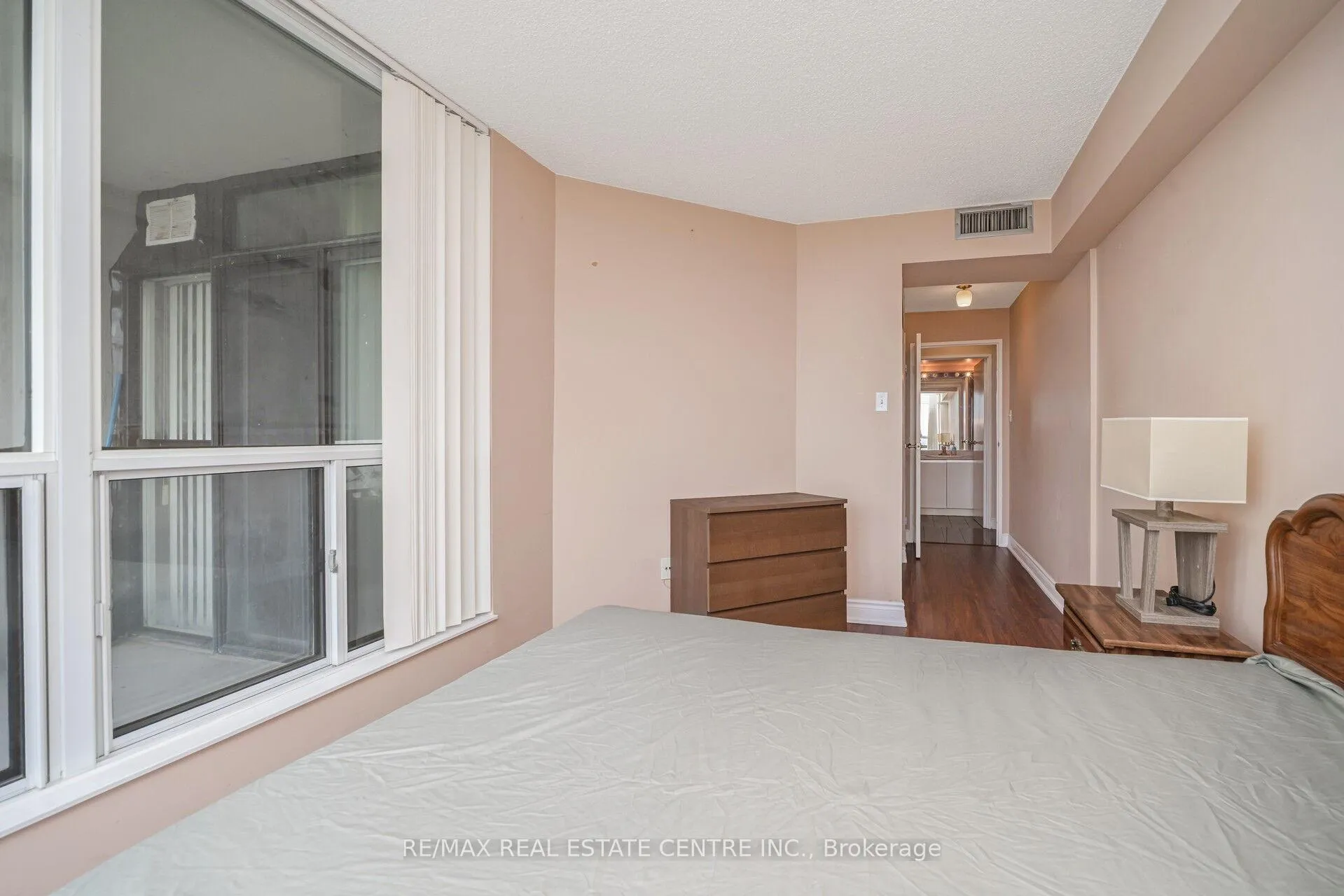 Photo 27 of Unit 607, 3 Rowntree Road, Etobicoke, Mount Olive-Silverstone-Jamestown — HOMEH