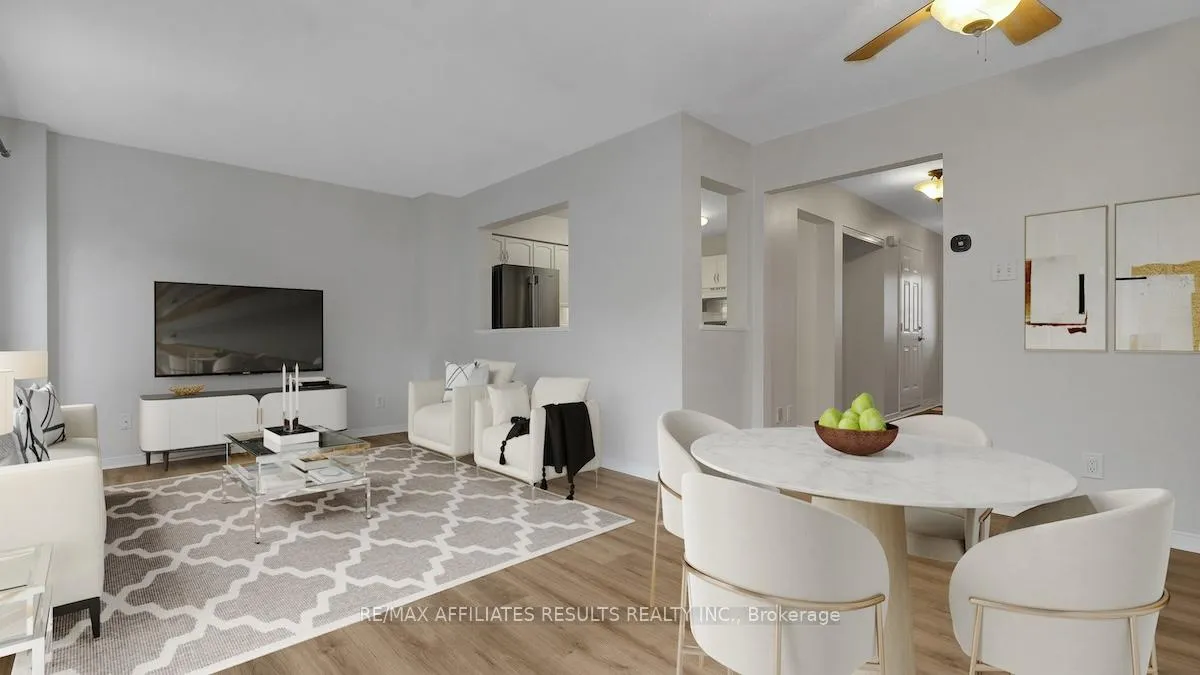 Photo 10 of 13 Springcreek Crescent, Ottawa, Kanata - Bridlewood — HOMEH