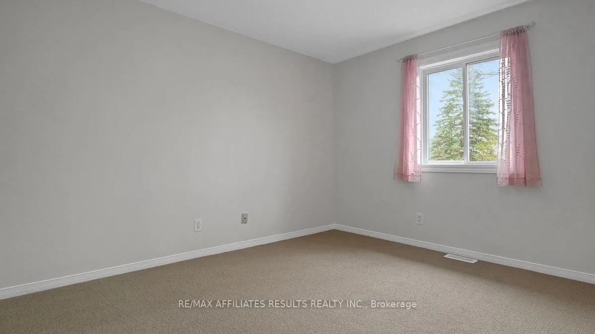 Photo 31 of 13 Springcreek Crescent, Ottawa, Kanata - Bridlewood — HOMEH